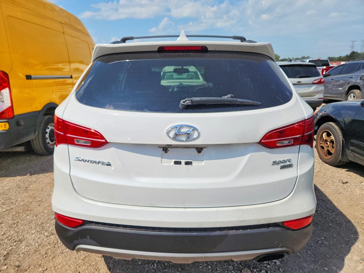 2014 Hyundai Santa Fe Sport White vin: 5XYZUDLB0EG164219