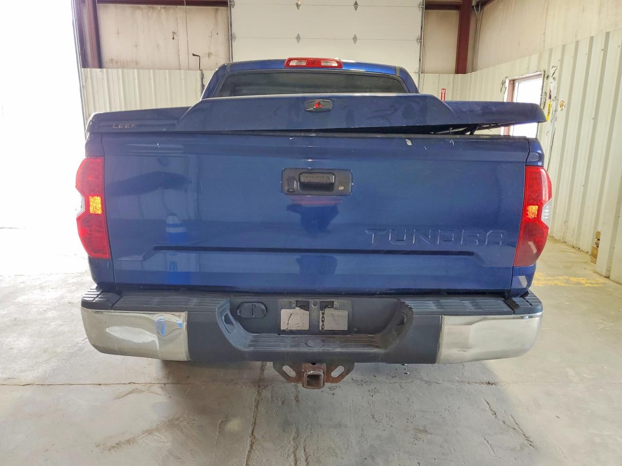 2014 Toyota Tundra Crewmax Sr5 Blue vin: 5TFEM5F15EX068798