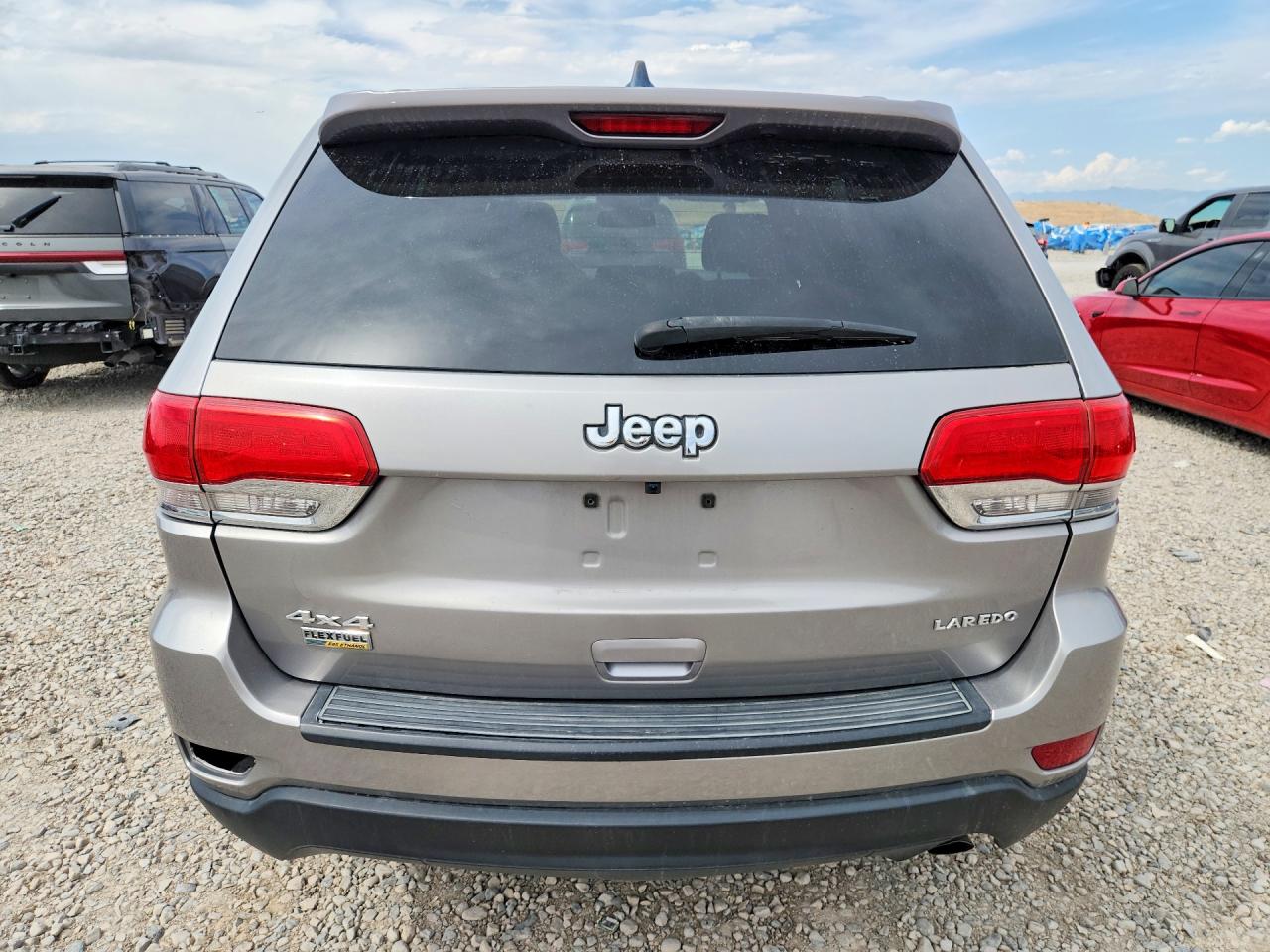 2015 Jeep Grand Cherokee Laredo Gray vin: 1C4RJFAG0FC923878