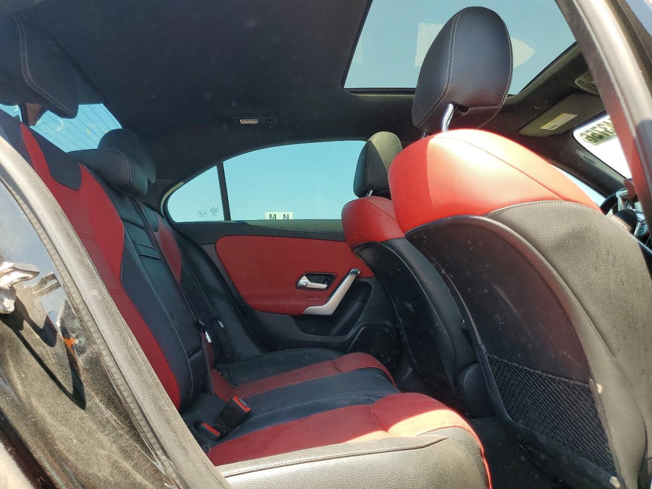 2021 Mercedes-benz A 35 Amg Черный vin: W1K3G5BB8MJ321245