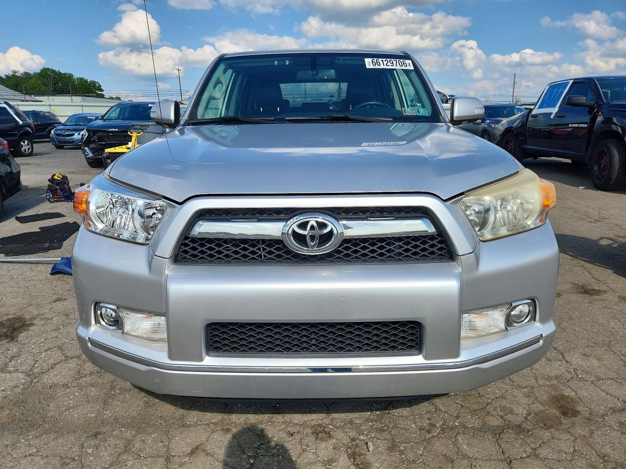 2010 Toyota 4runner Sr5 Silver vin: JTEBU5JR1A5017297