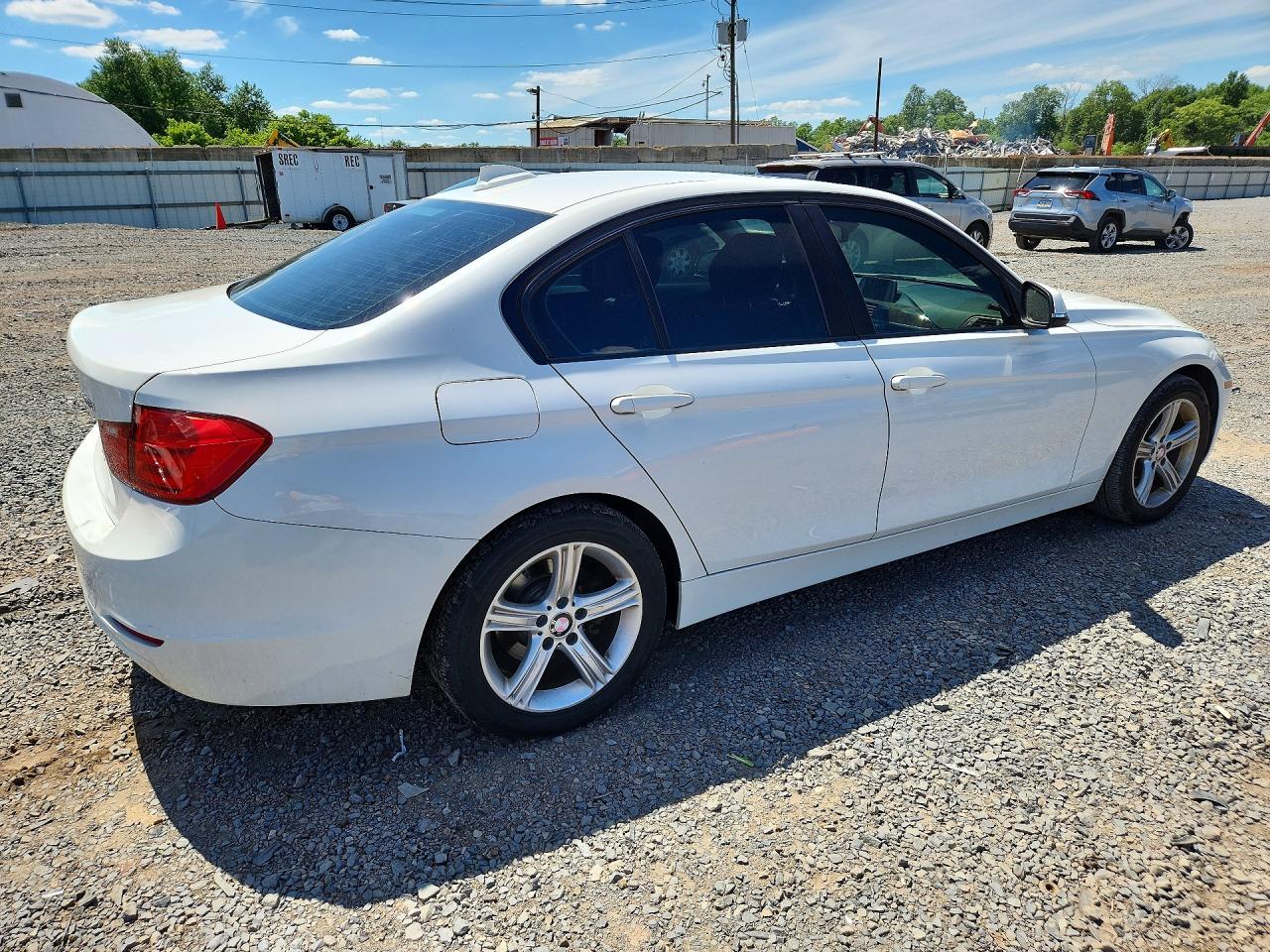 2014 Bmw 328 Xi Sulev White vin: WBA3B5G50ENS07727