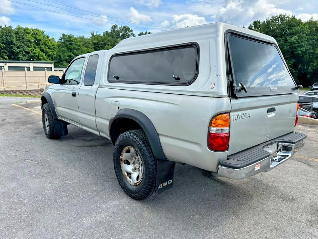 2004 Toyota Tacoma Xtracab Серебряный vin: 5TEWM72N74Z399611