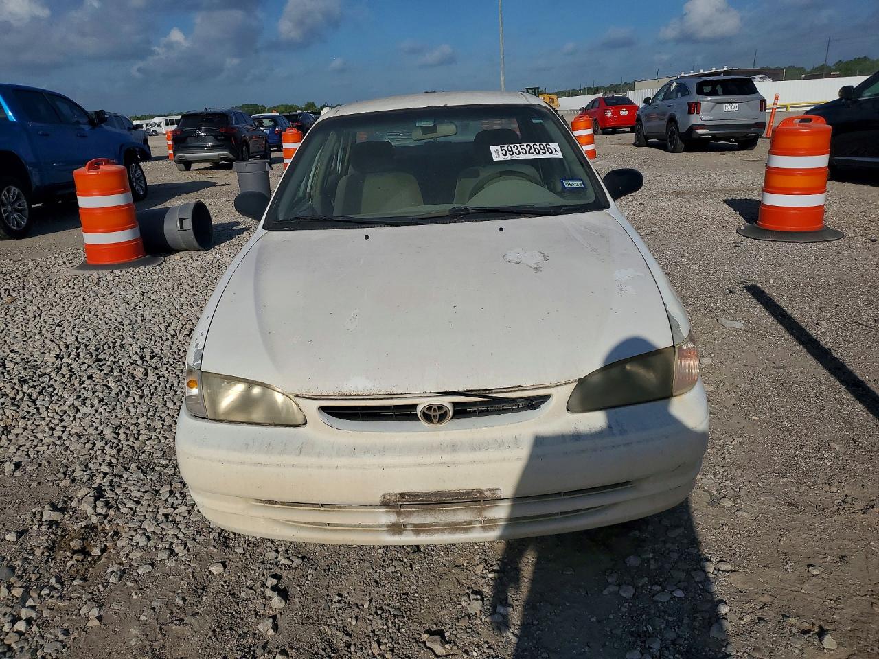 1999 Toyota Corolla Ve White vin: 1NXBR12EXXZ288797