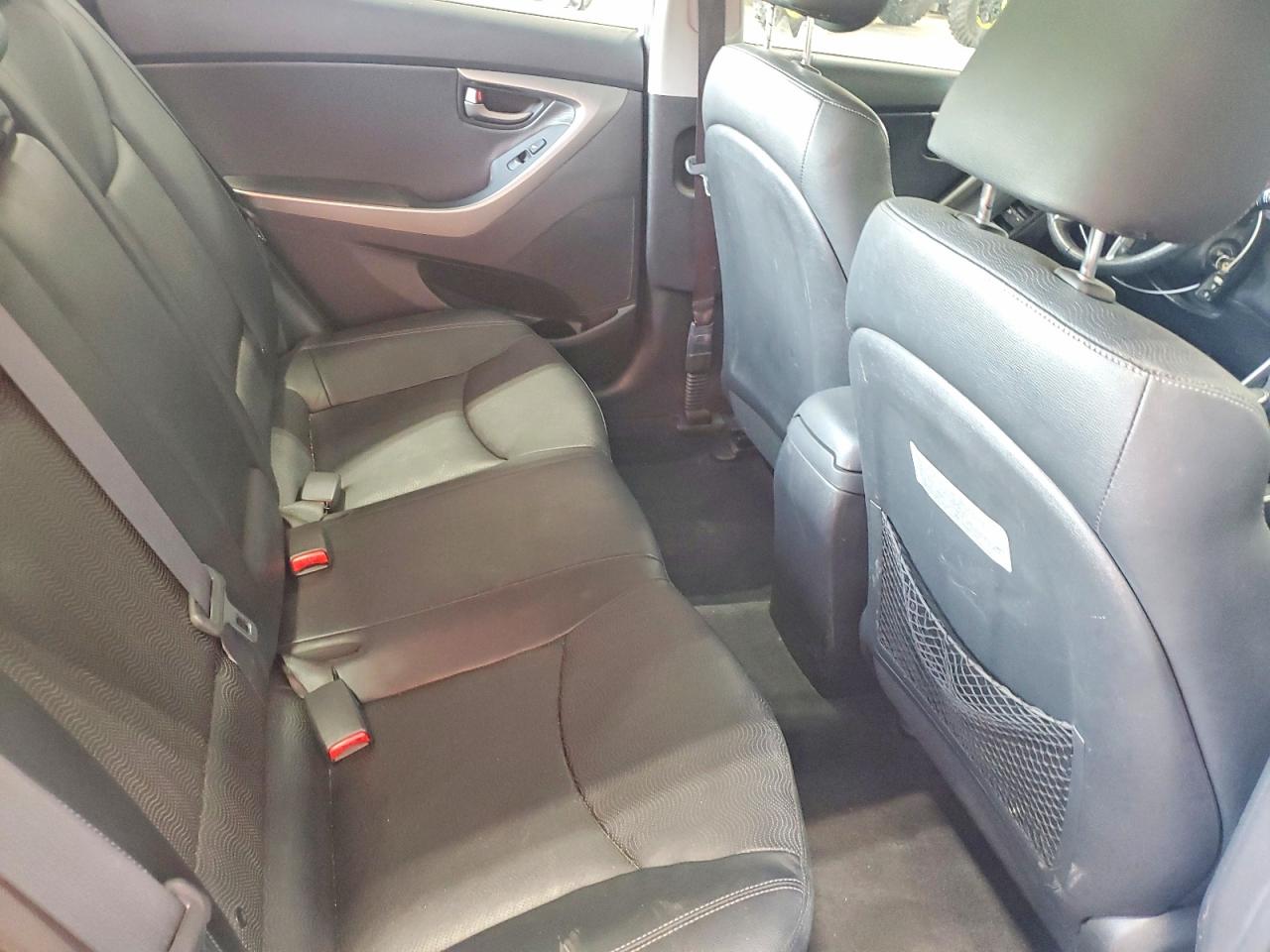 2013 Hyundai Elantra Limited Серебряный vin: KMHDH4AE5DU693847