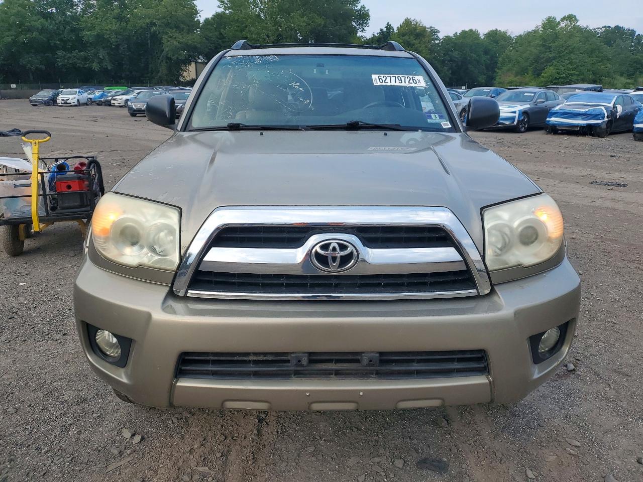 2006 Toyota 4runner Sr5 Gold vin: JTEBU14R560092819
