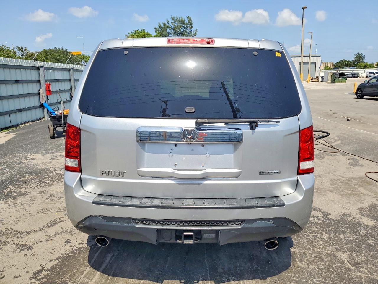 2015 Honda Pilot Se Silver vin: 5FNYF3H37FB020161