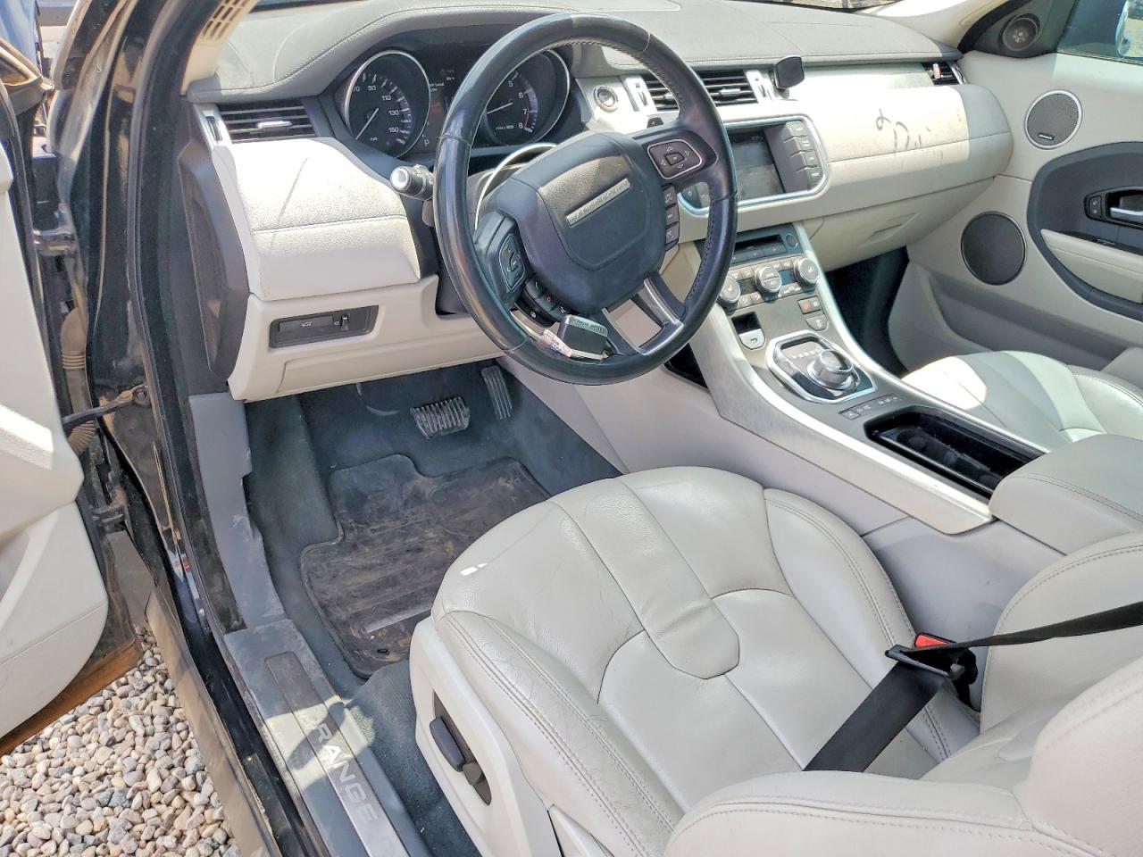 2015 Land Rover Range Rover Evoque Pure Premium Черный vin: SALVR1BG1FH050291
