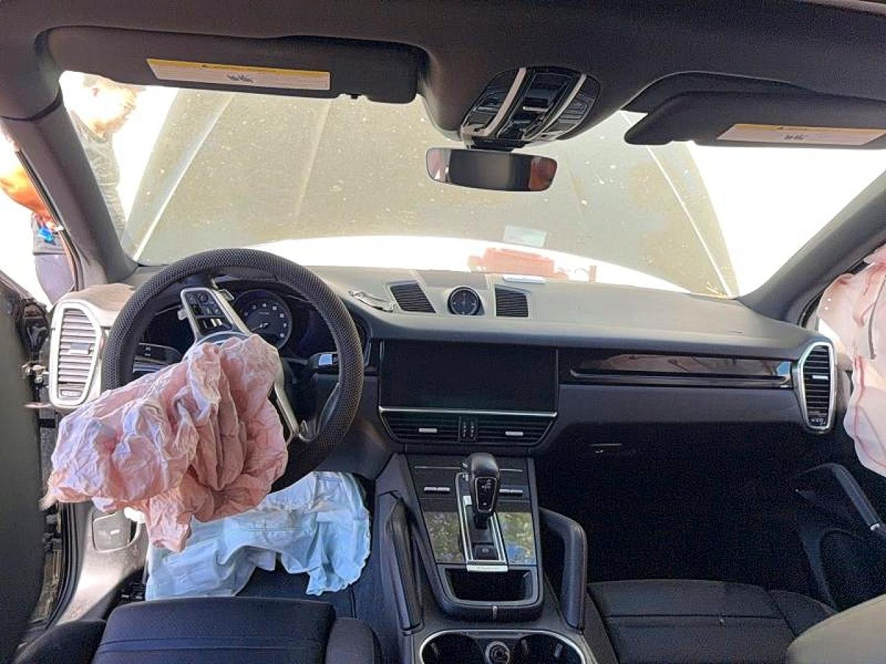 2021 Porsche Cayenne Black vin: WP1AA2AY9MDA03803