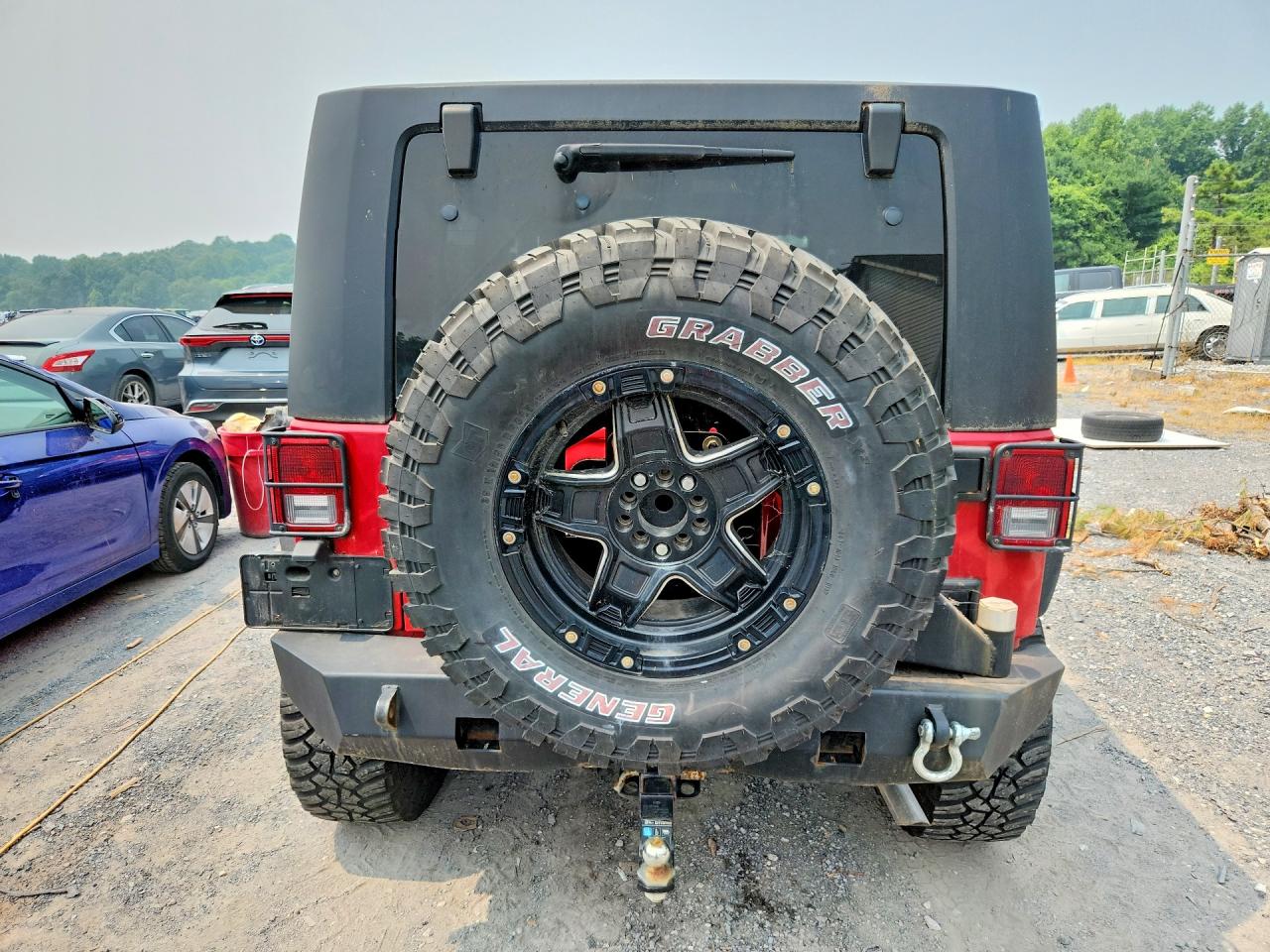 2010 Jeep Wrangler Unlimited Sport Red vin: 1J4BA3H16AL217440