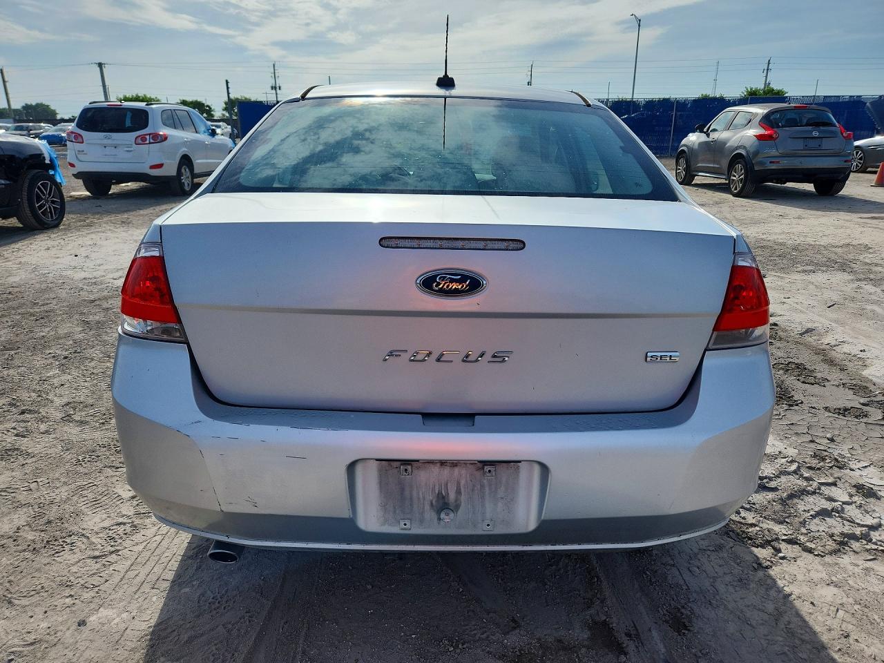 2010 Ford Focus Sel Silver vin: 1FAHP3HN5AW260933