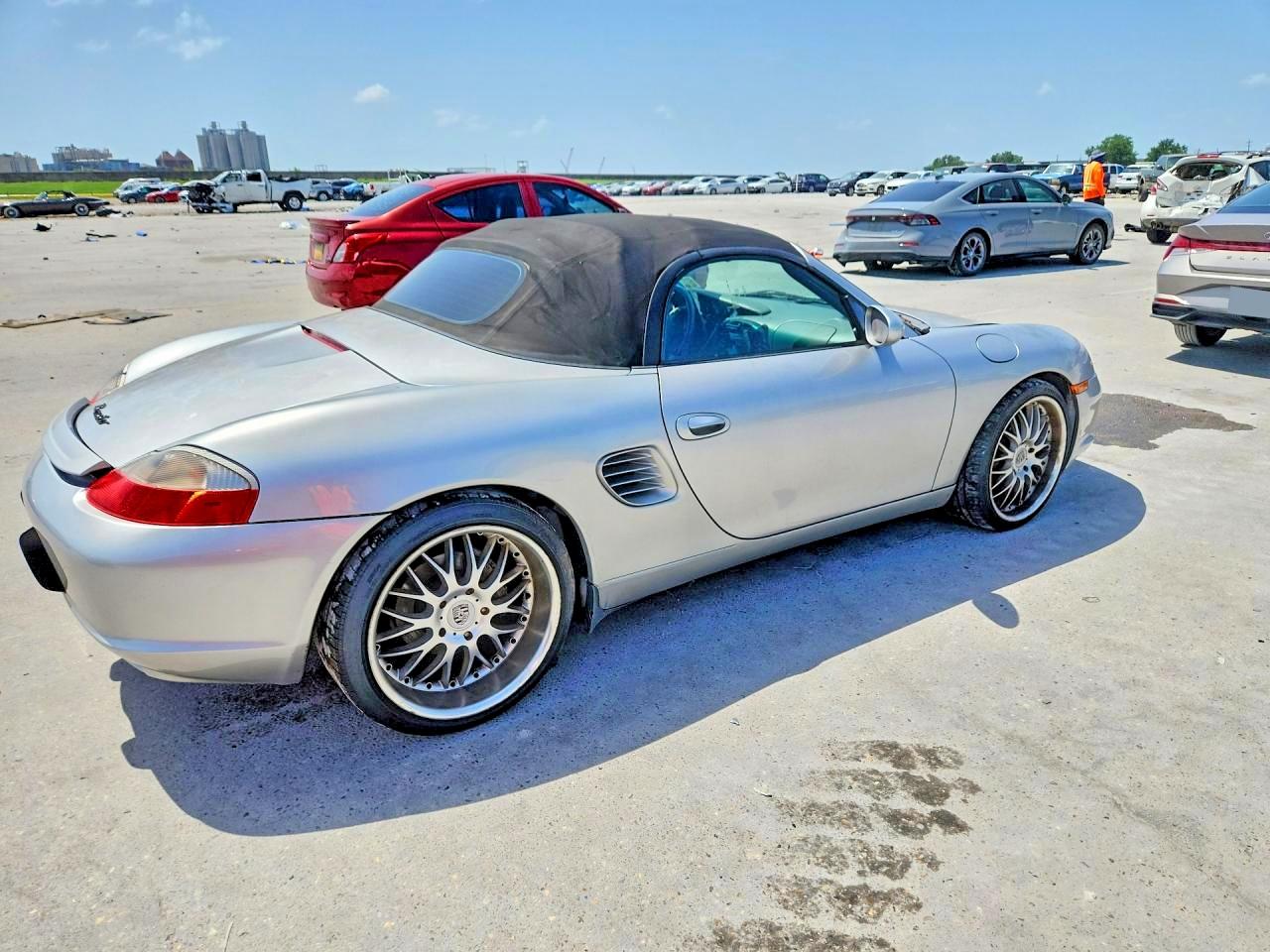 2003 Porsche Boxster Silver vin: WP0CA29813U622456