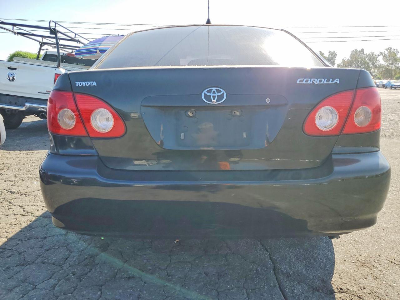 2005 Toyota Corolla Ce Black vin: 1NXBR32E75Z398389
