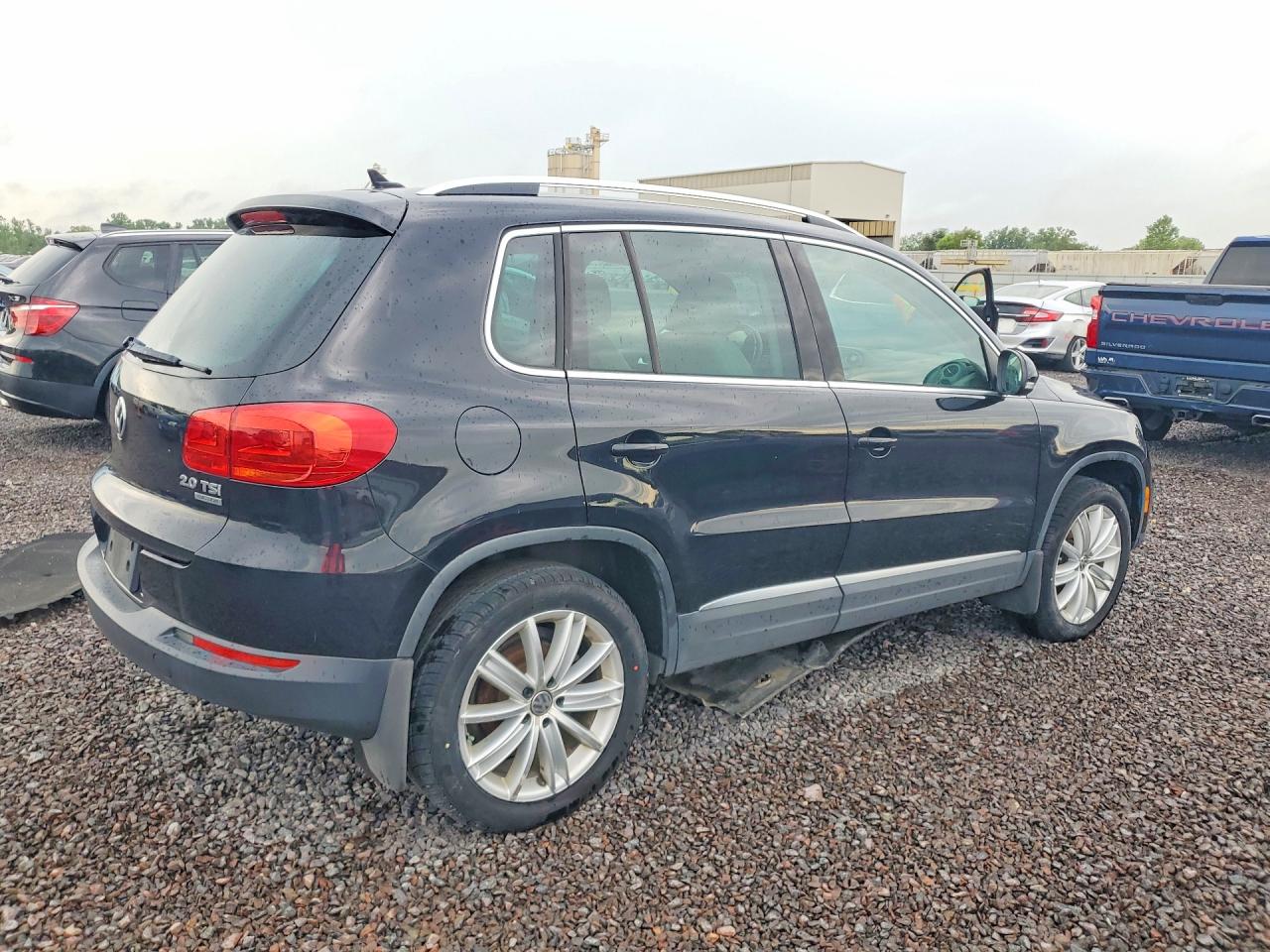 2013 Volkswagen Tiguan S Black vin: WVGBV7AX7DW501173