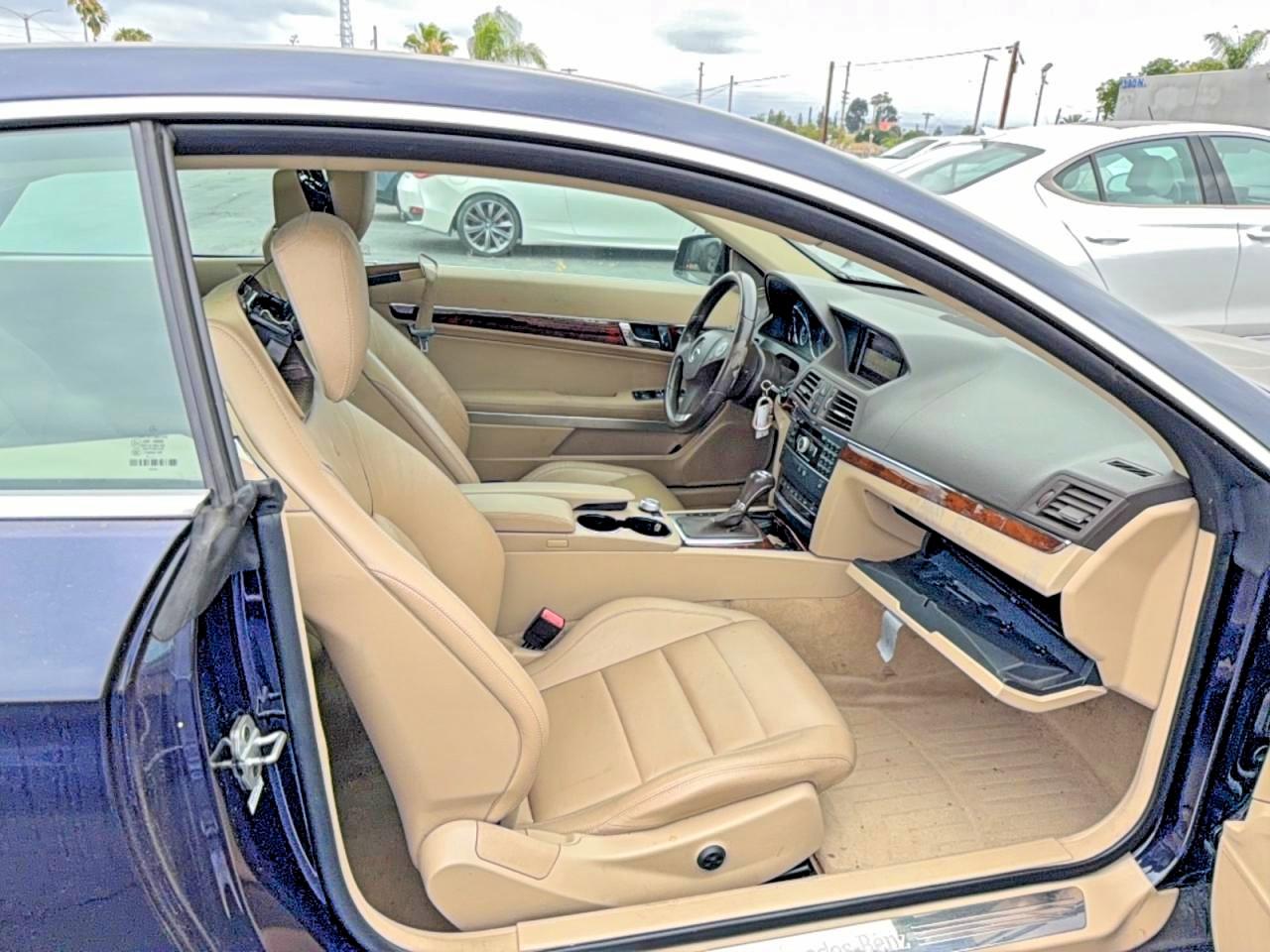 2011 Mercedes-benz E 350 Синий vin: WDDKJ5GB1BF093708