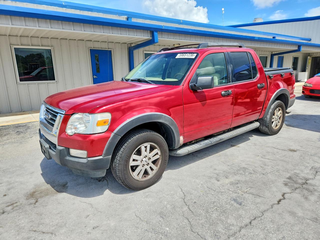 2010 Ford Explorer Sport Trac Xlt Red vin: 1FMEU5BE6AUA00459