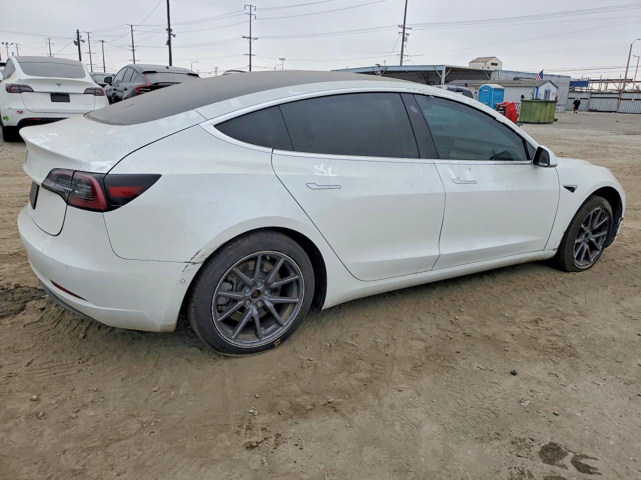 2020 Tesla Model 3 Белый vin: 5YJ3E1EA5LF598405