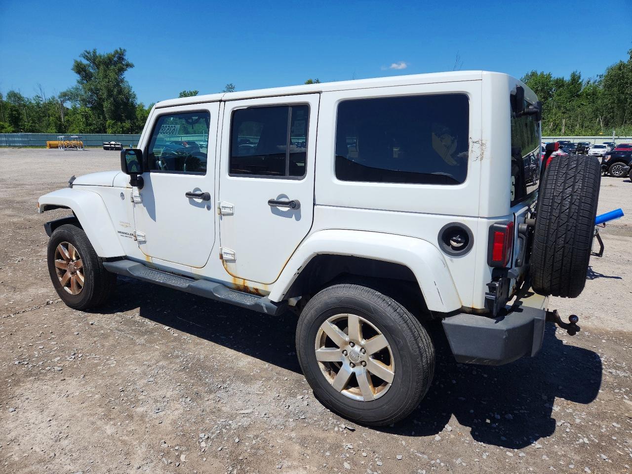 2013 Jeep Wrangler Unlimited Sahara White vin: 1C4BJWEG2DL595145