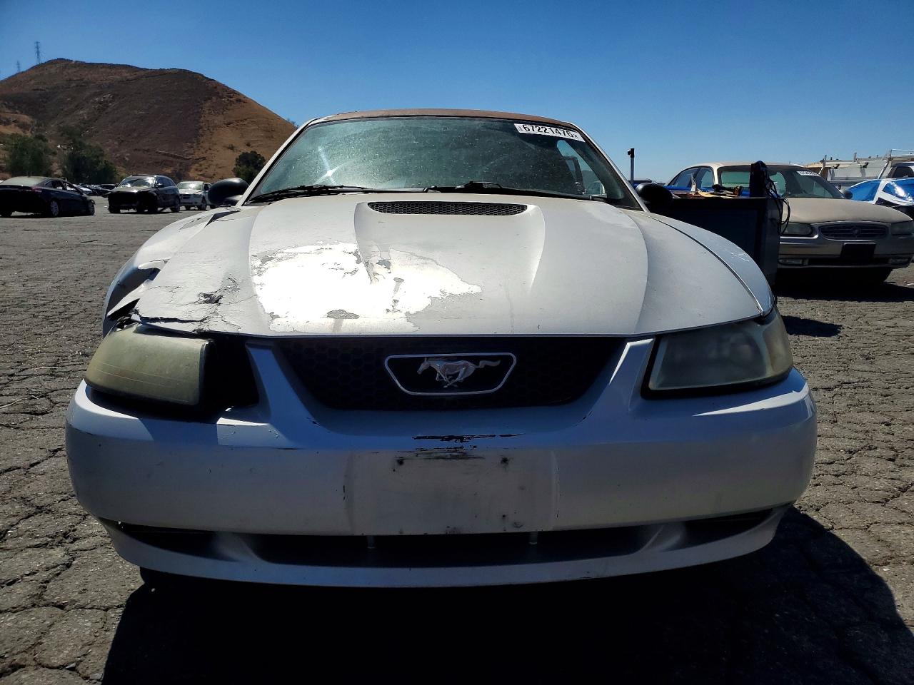 2000 Ford Mustang Серебряный vin: 1FAFP4043YF315308