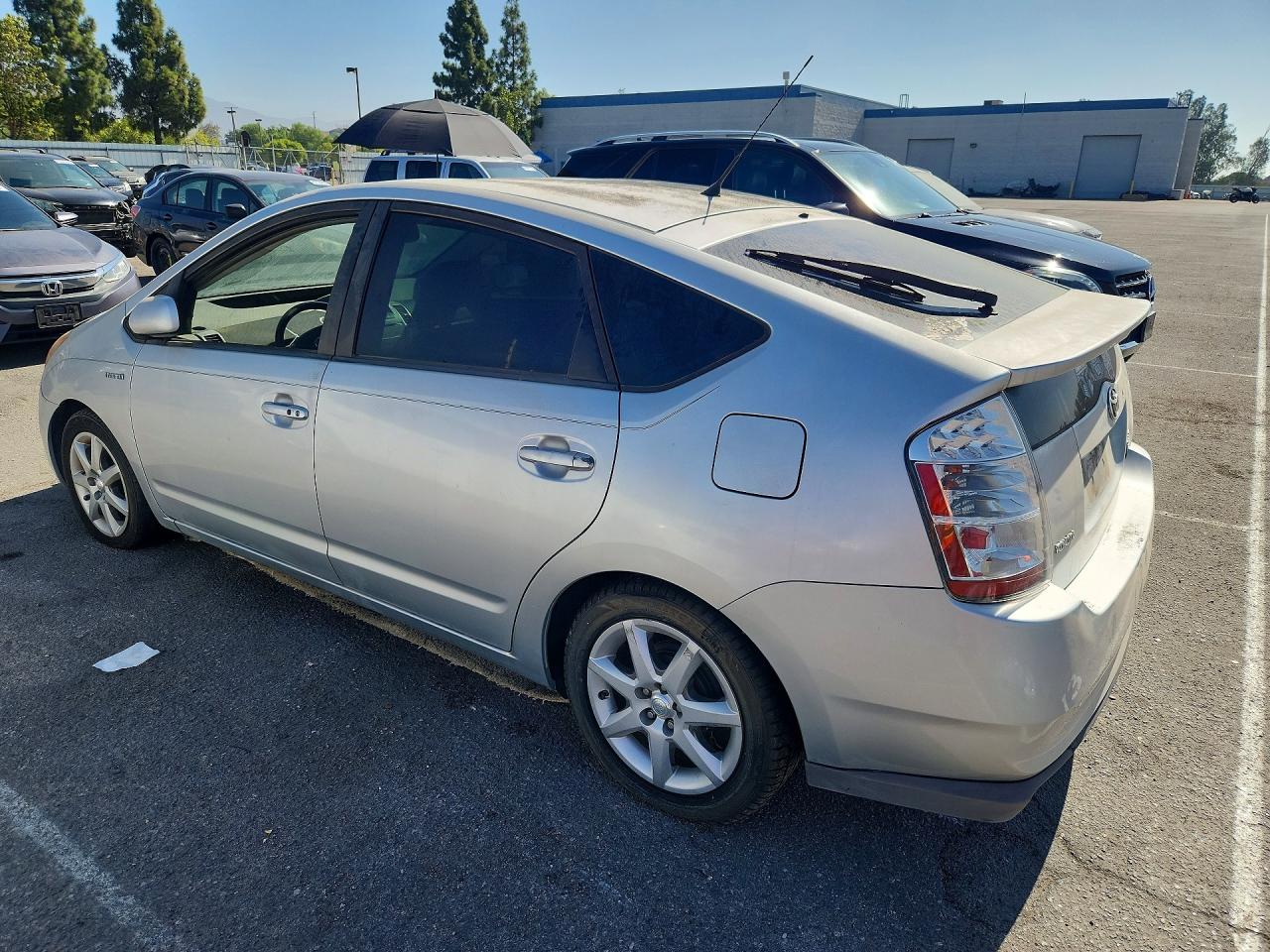 2009 Toyota Prius Touring Silver vin: JTDKB20U193468347
