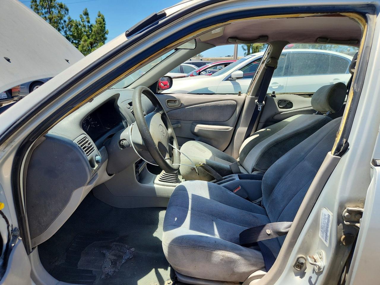 2001 Toyota Corolla Ce Серебряный vin: 1NXBR12E51Z522920