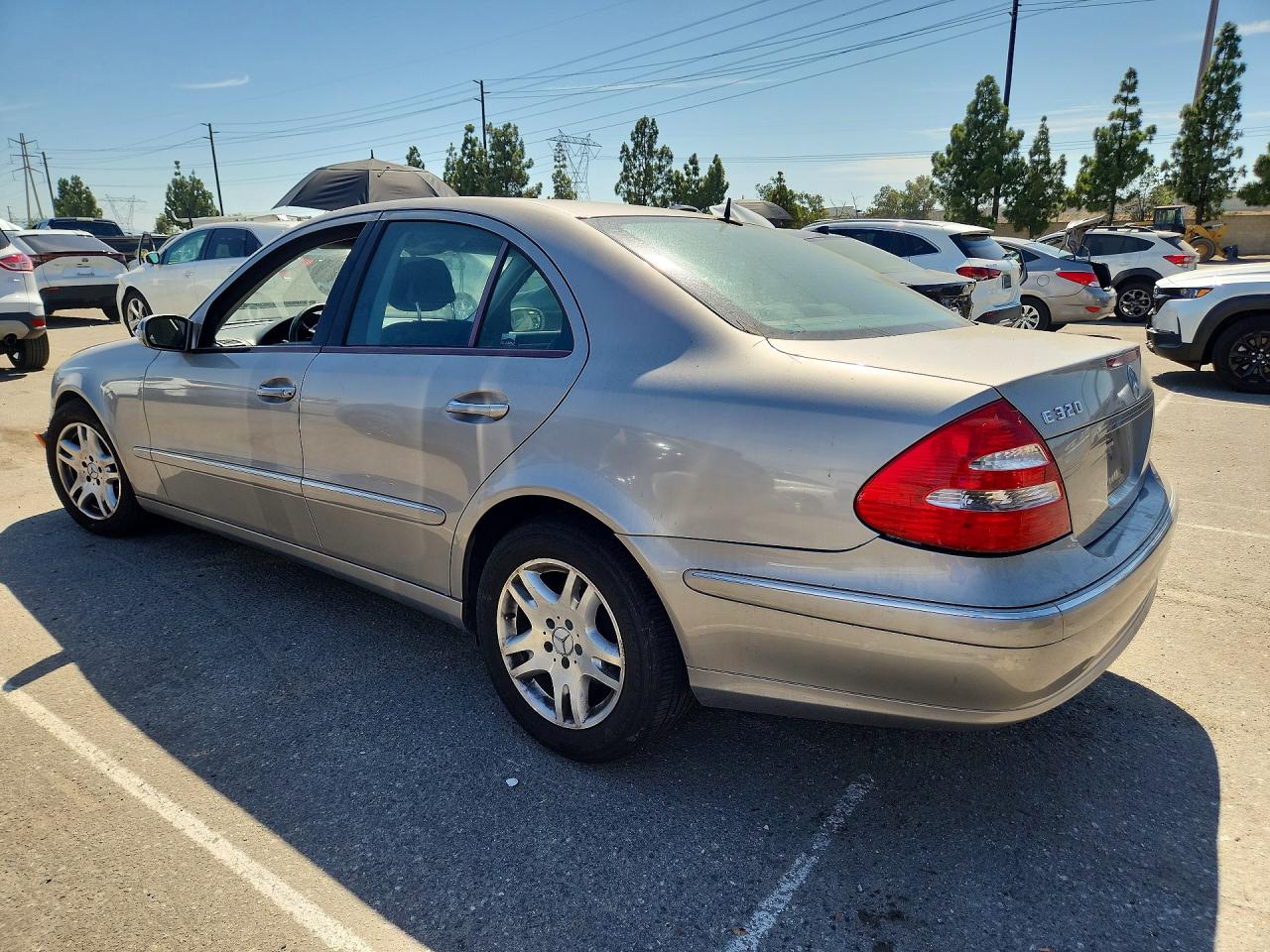 2005 Mercedes-benz E 320 Tan vin: WDBUF65J15A608064