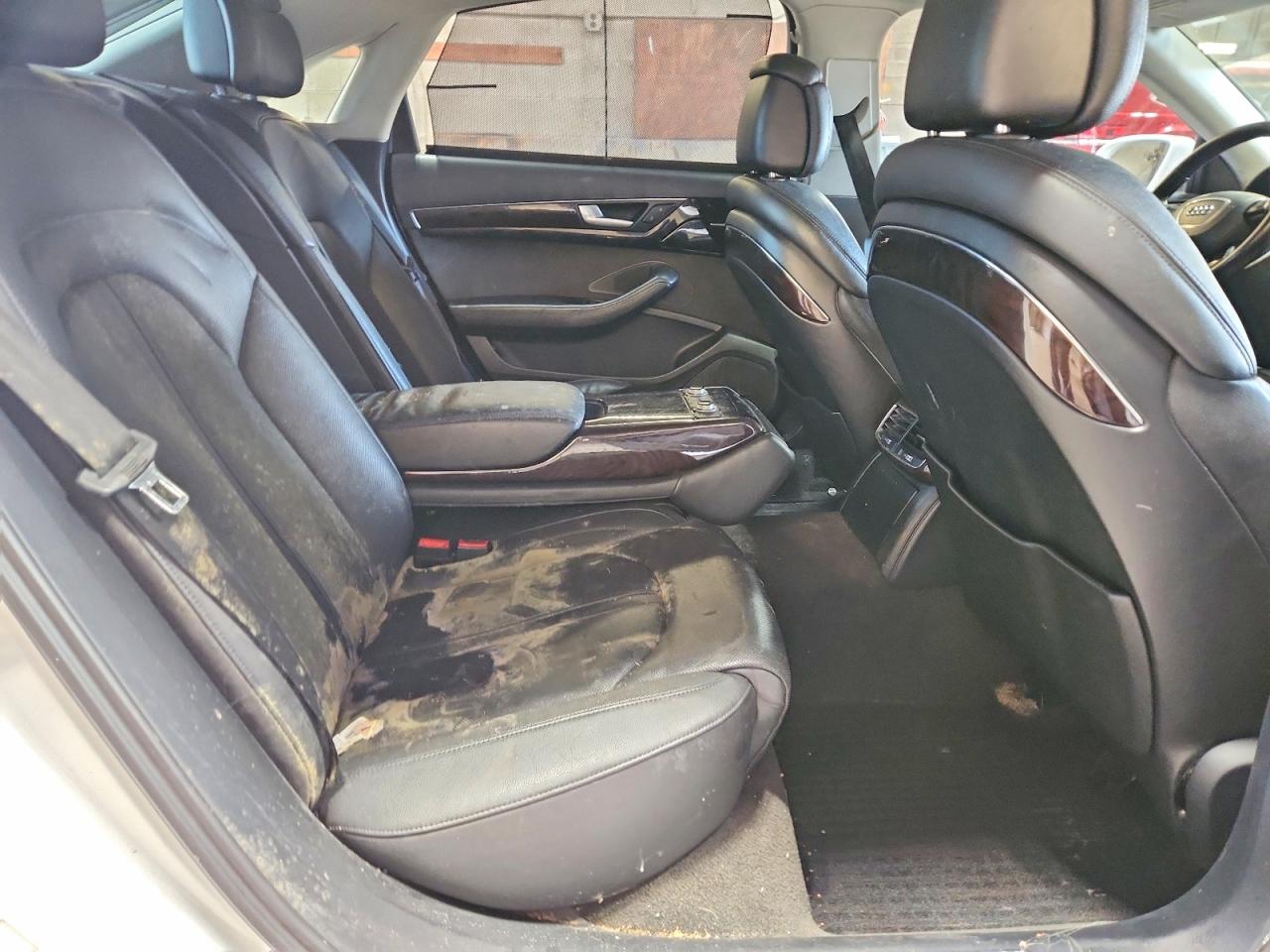 2013 Audi A8 L Quattro Белый vin: WAURGAFD2DN016452