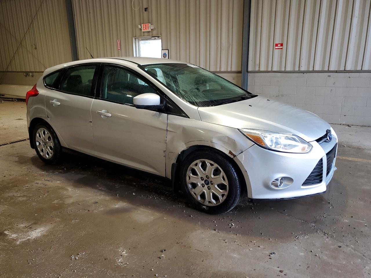 2012 Ford Focus Se Silver vin: 1FAHP3K26CL145910