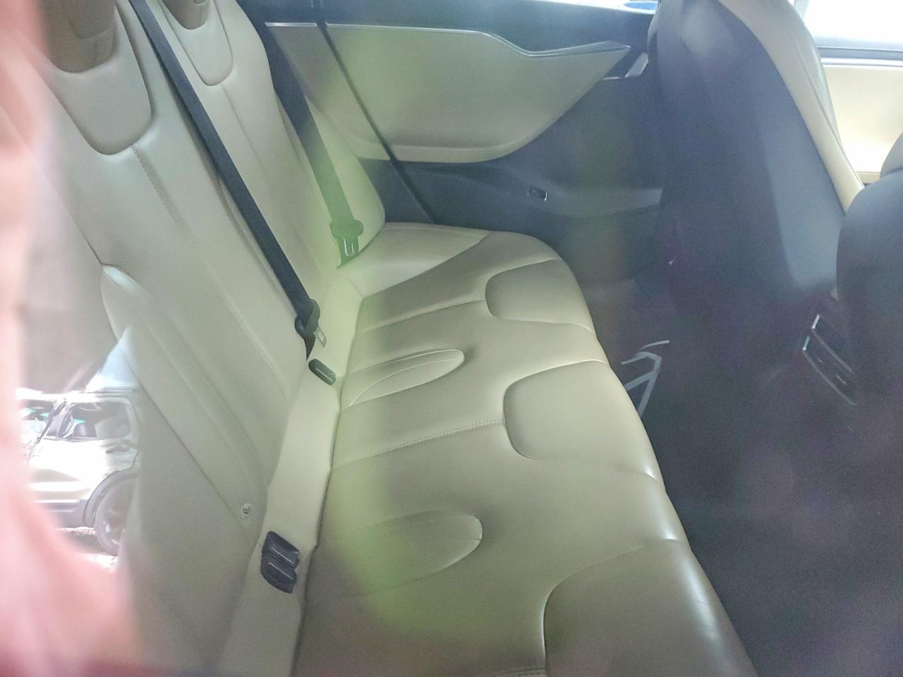 2014 Tesla Model S Синий vin: 5YJSA1H10EFP60852