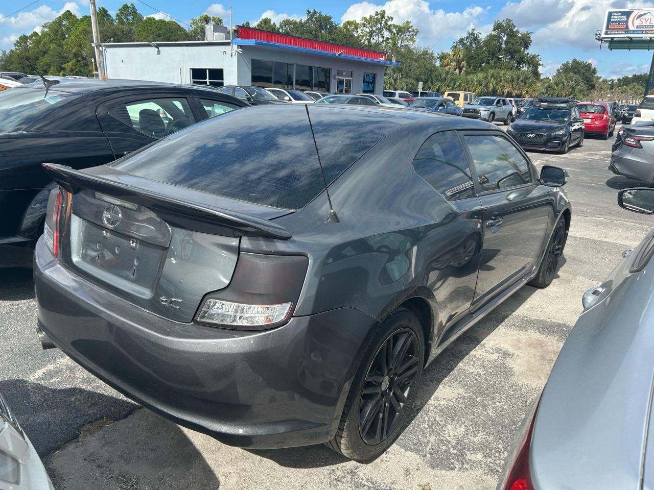 2011 Toyota Scion Tc Gray vin: JTKJF5C75B3001020