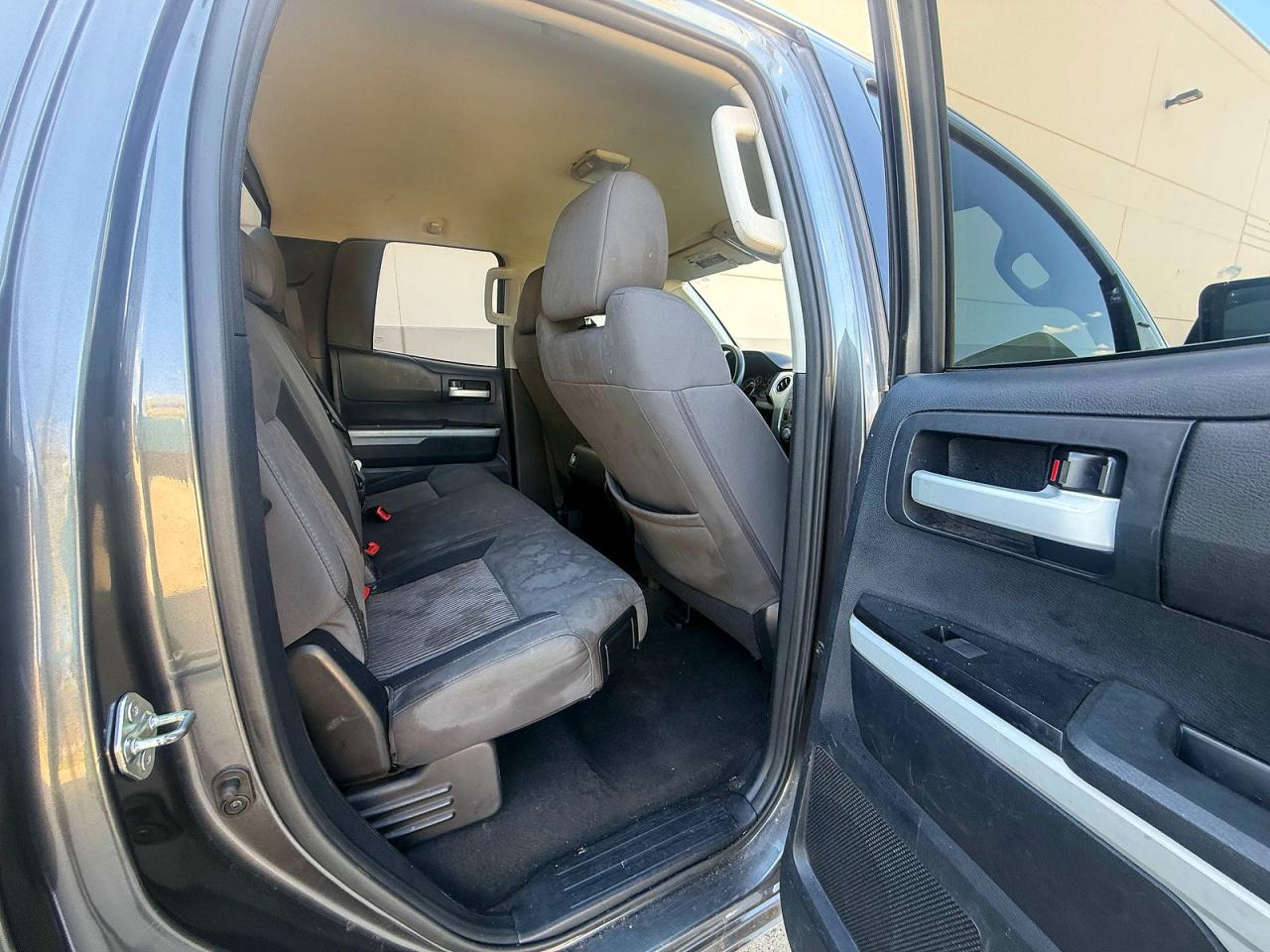 2014 Toyota Tundra Sr5 Gray vin: 5TFRM5F1XEX073304