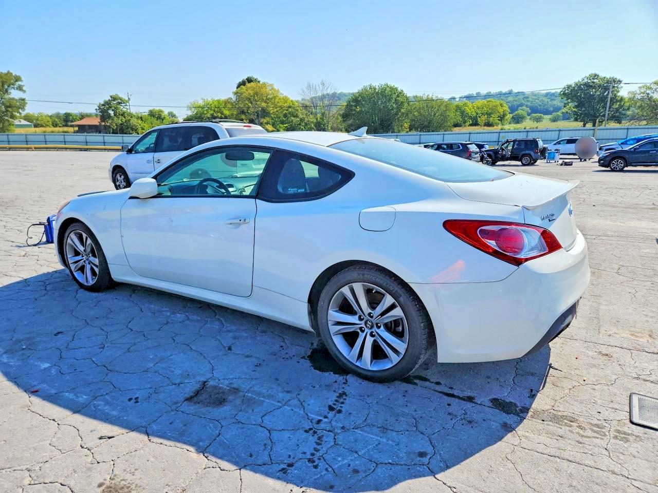 2011 Hyundai Genesis Coupe 2.0t Premium White vin: KMHHT6KDXBU063319