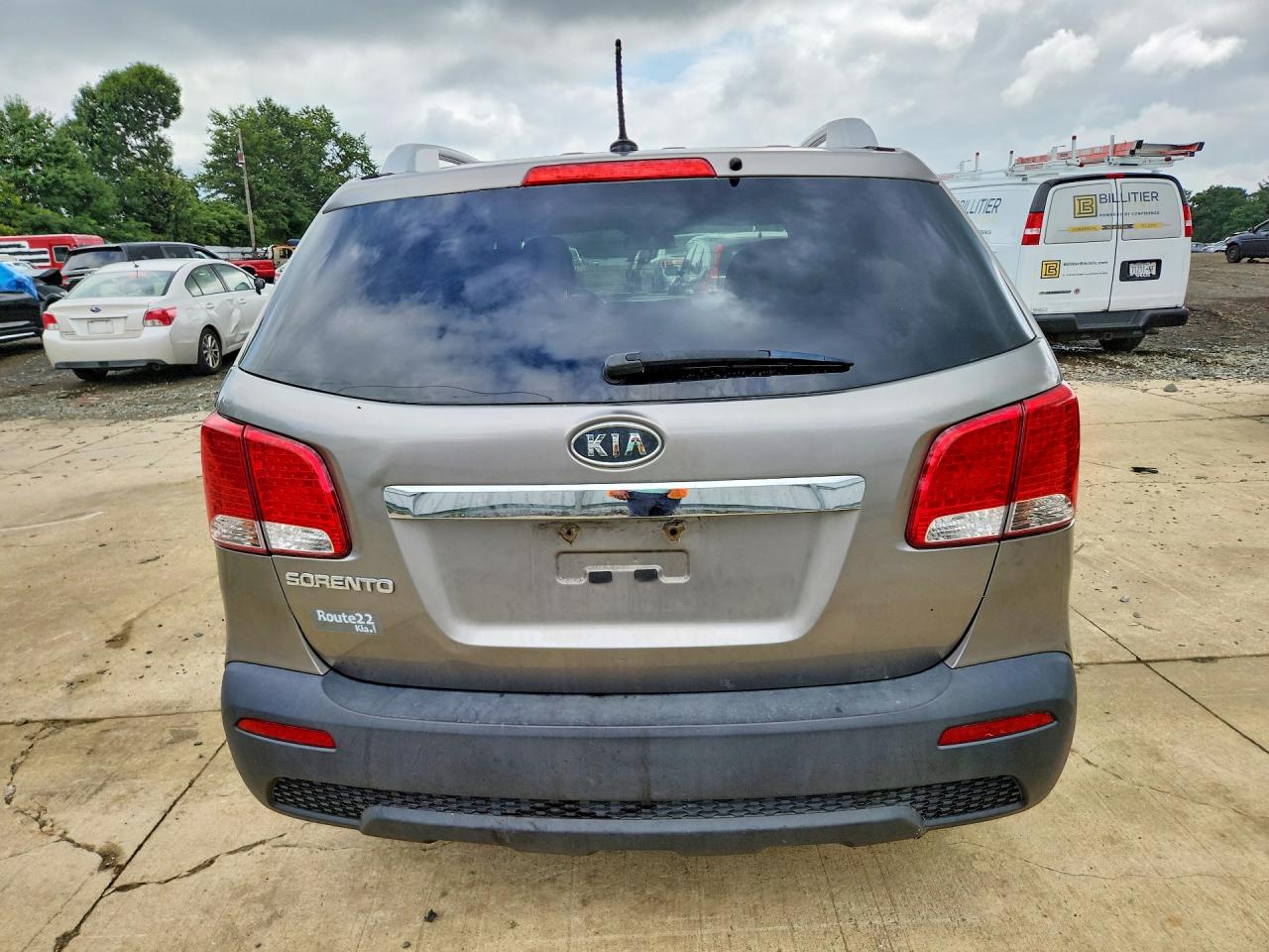 2013 Kia Sorento Lx Gray vin: 5XYKTDA25DG348772