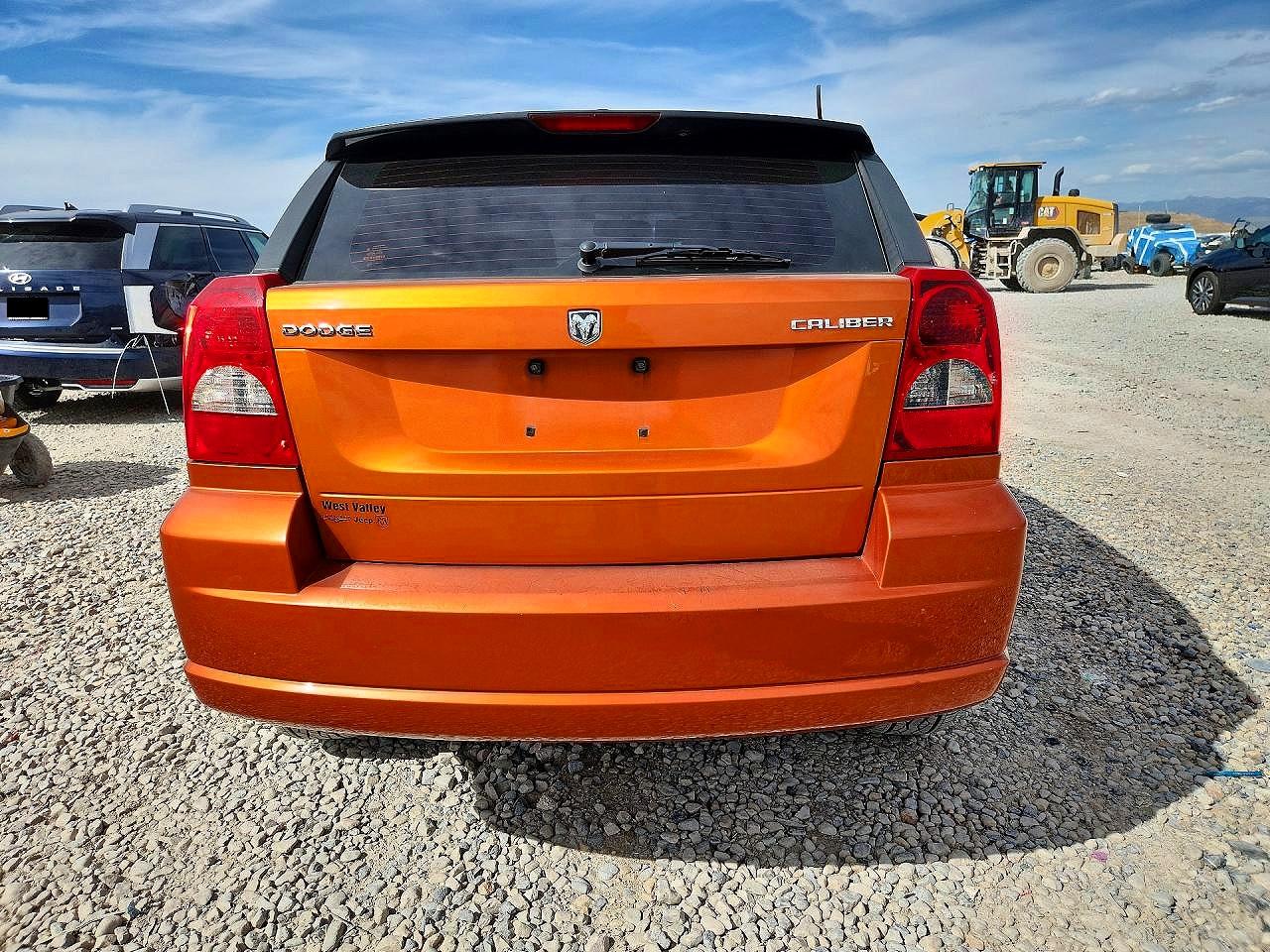 2011 Dodge Caliber Heat Orange vin: 1B3CB5HA8BD298215