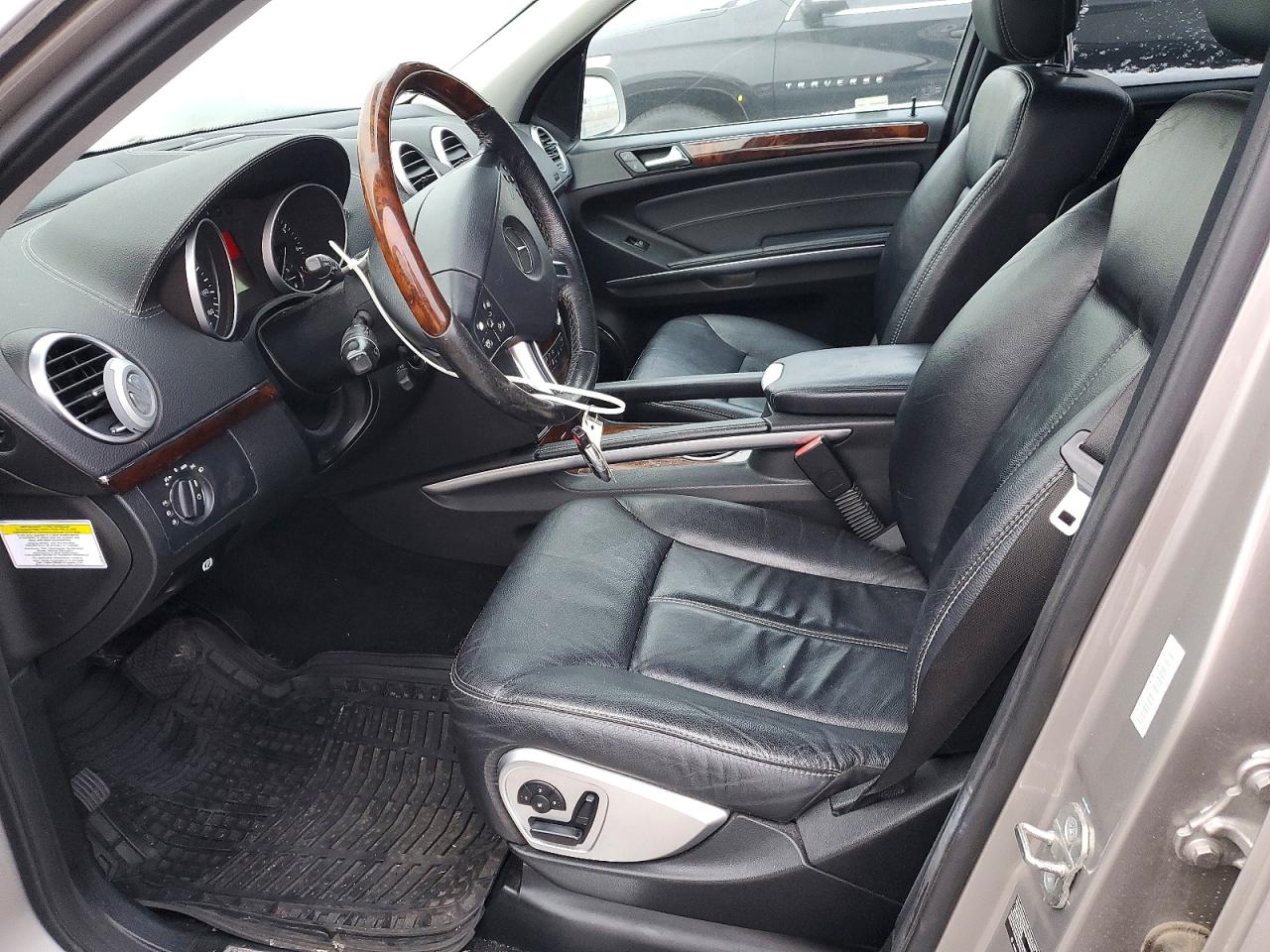 2008 Mercedes-benz Gl 450 4matic Бежевый vin: 4JGBF71E98A363098