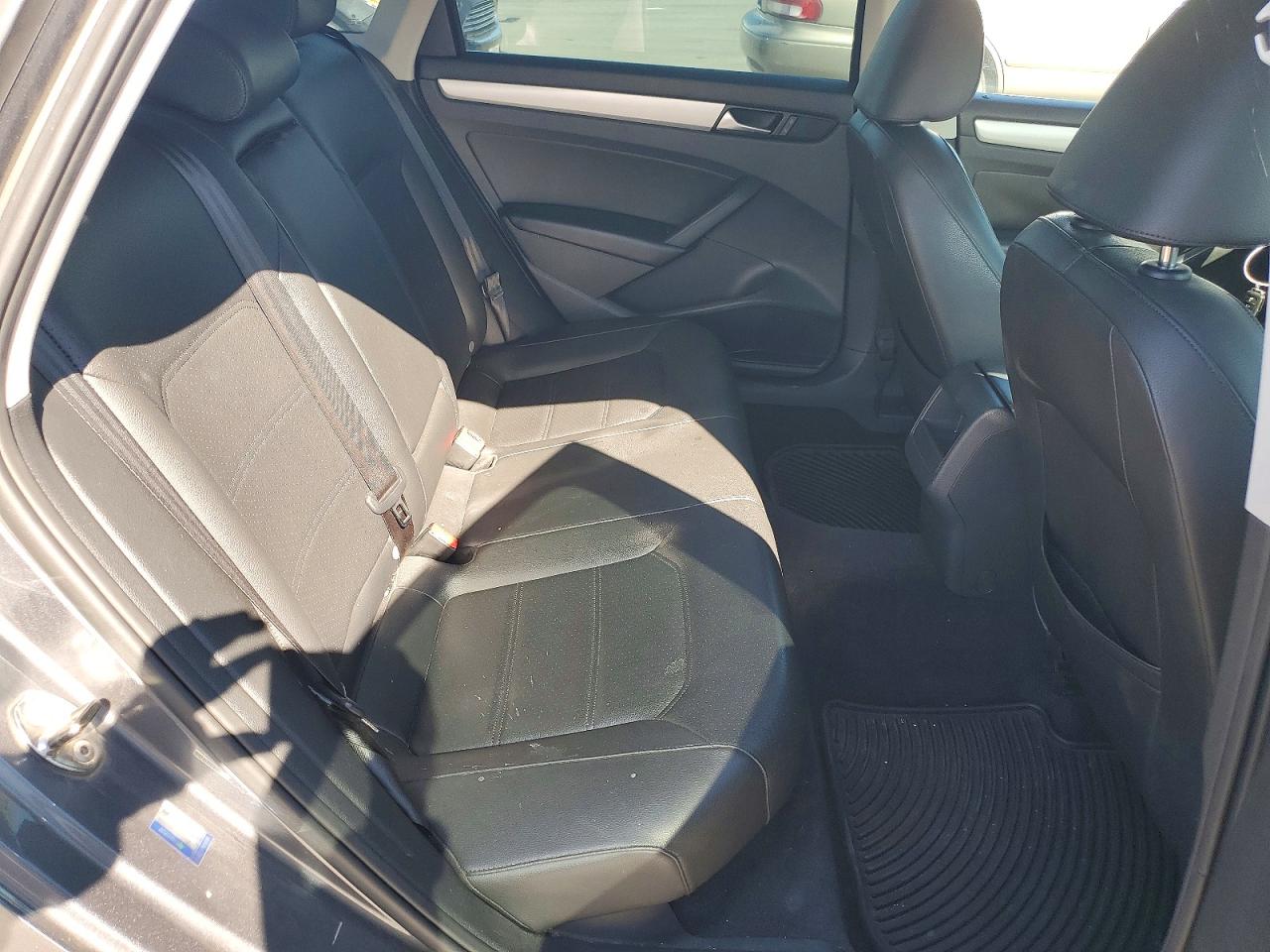 2012 Volkswagen Passat Se Gray vin: 1VWBN7A36CC078858
