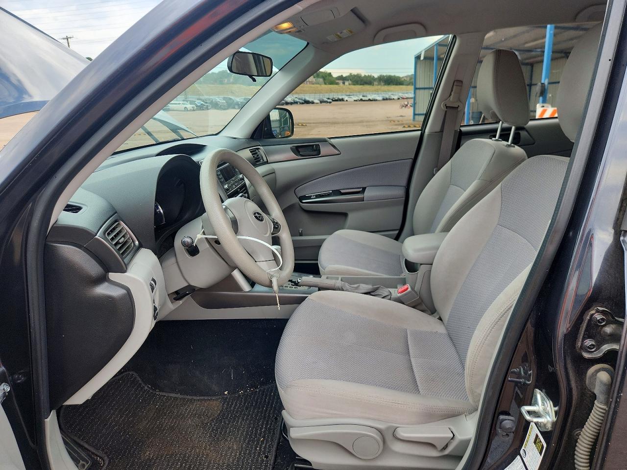 2011 Subaru Forester 2.5x Black vin: JF2SHBBC8BH778105