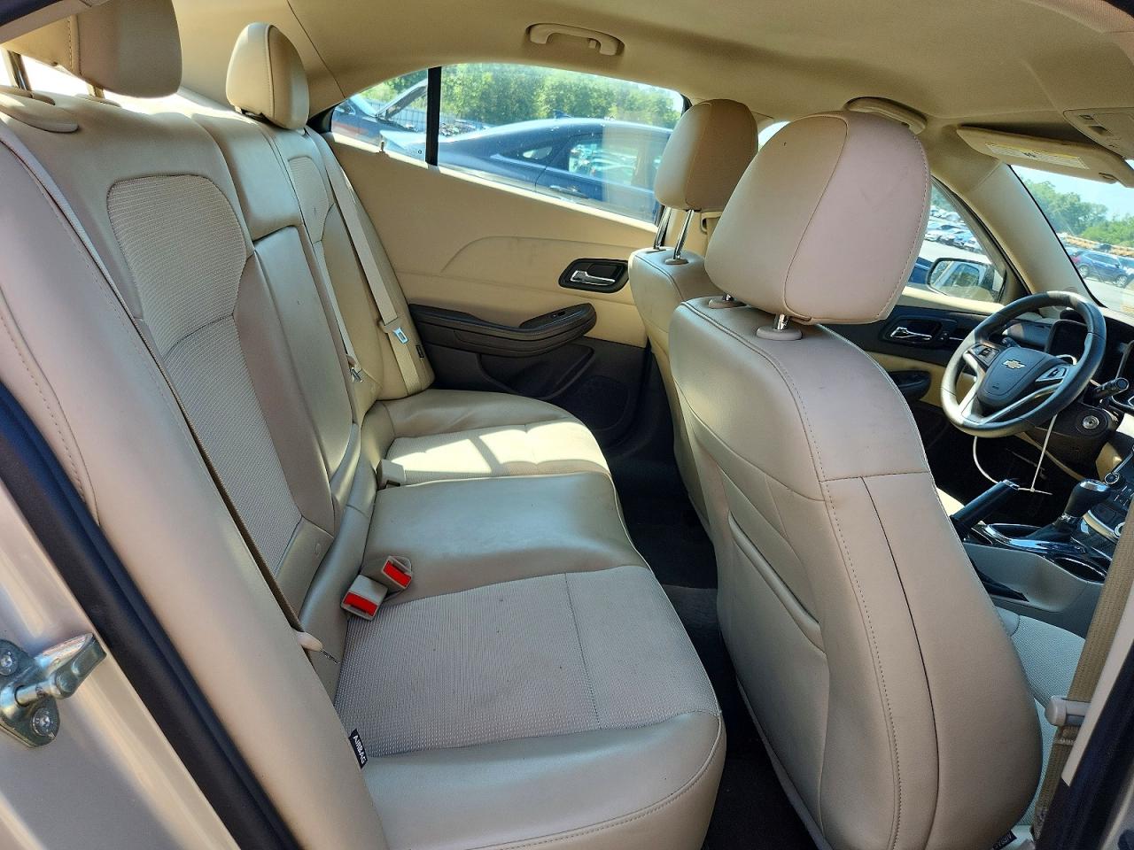 2014 Chevrolet Malibu 1lt Бежевый vin: 1G11C5SL4EF236986