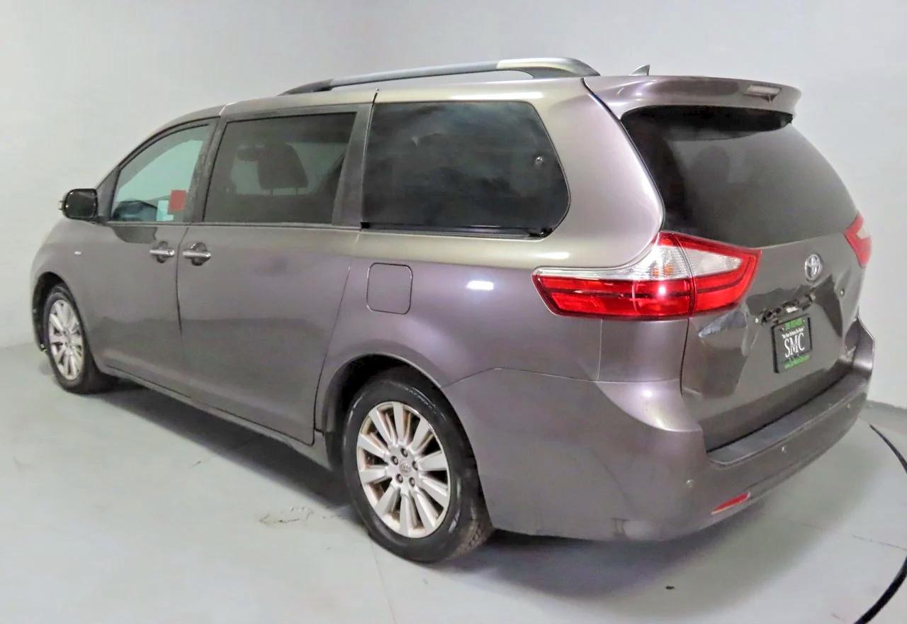 2016 Toyota Sienna Limited 7-passenger Gray vin: 5TDDK3DC4GS137600