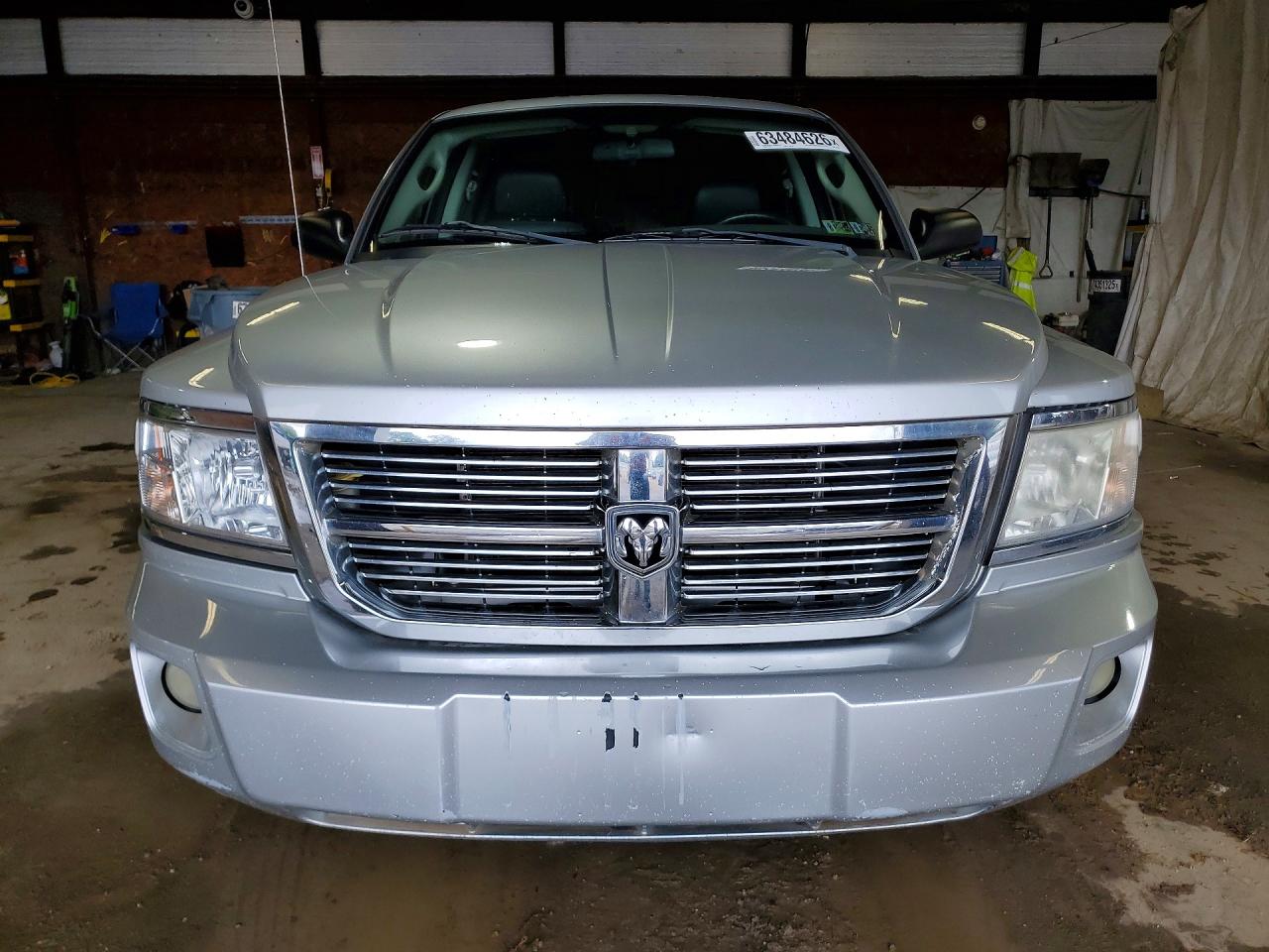 2008 Dodge Dakota Quad Laramie Серебряный vin: 1D7HW58N28S633345