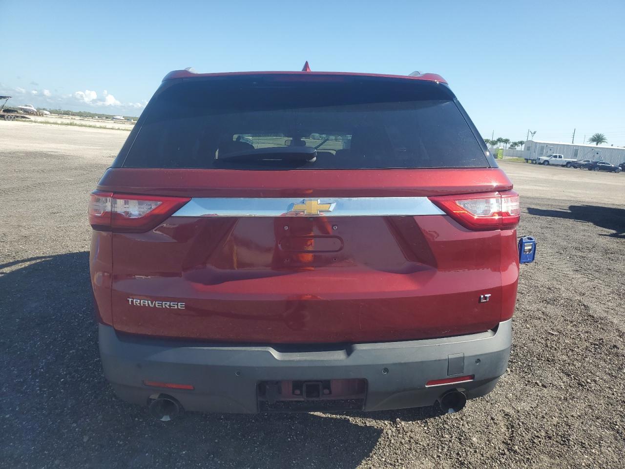 2018 Chevrolet Traverse Lt Красный vin: 1GNERGKW6JJ281018
