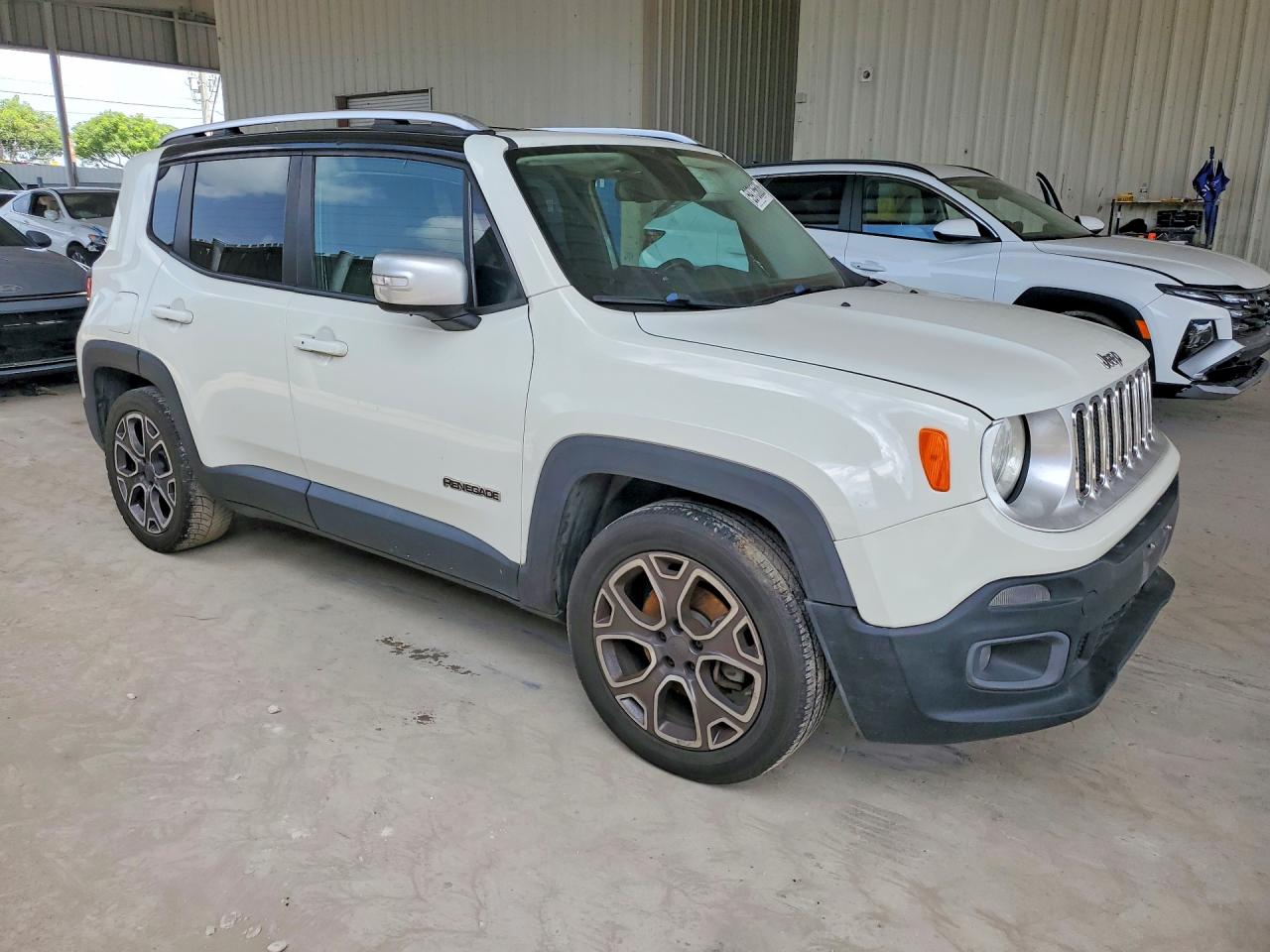 2015 Jeep Renegade Limited White vin: ZACCJADT1FPB31574