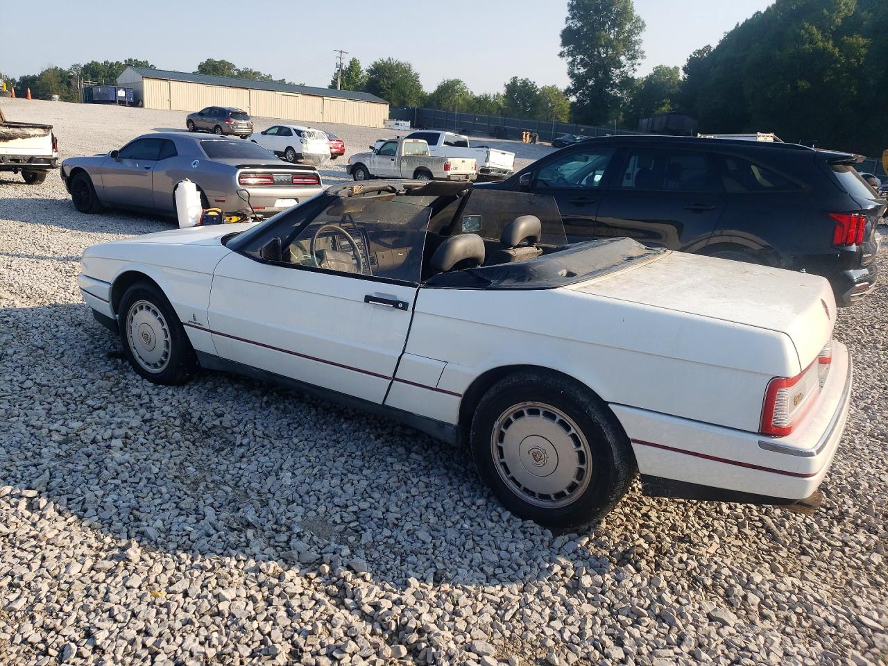 1991 Cadillac Allante White vin: 1G6VS3389MU127026