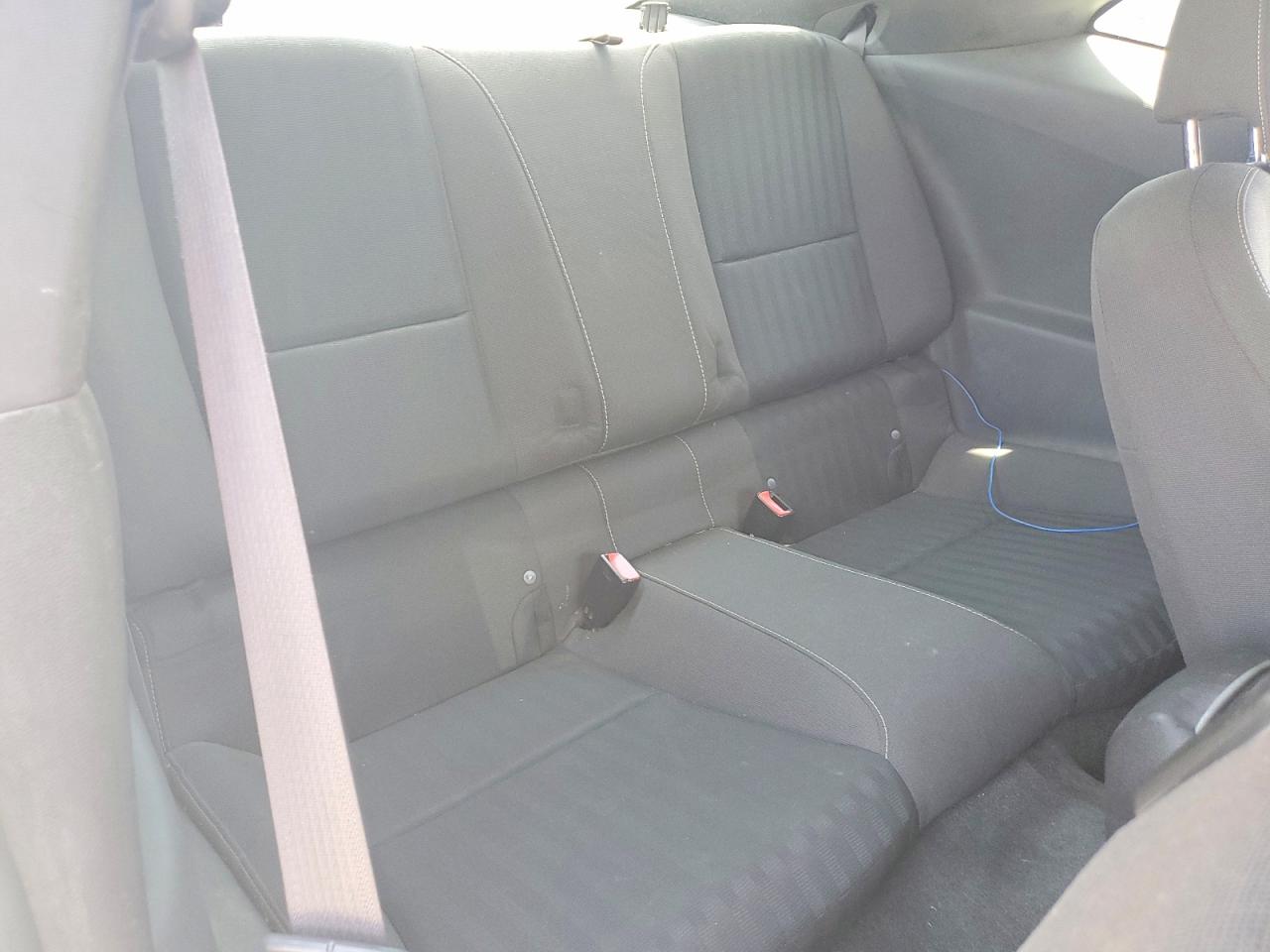 2011 Chevrolet Camaro Ls White vin: 2G1FA1ED9B9169735