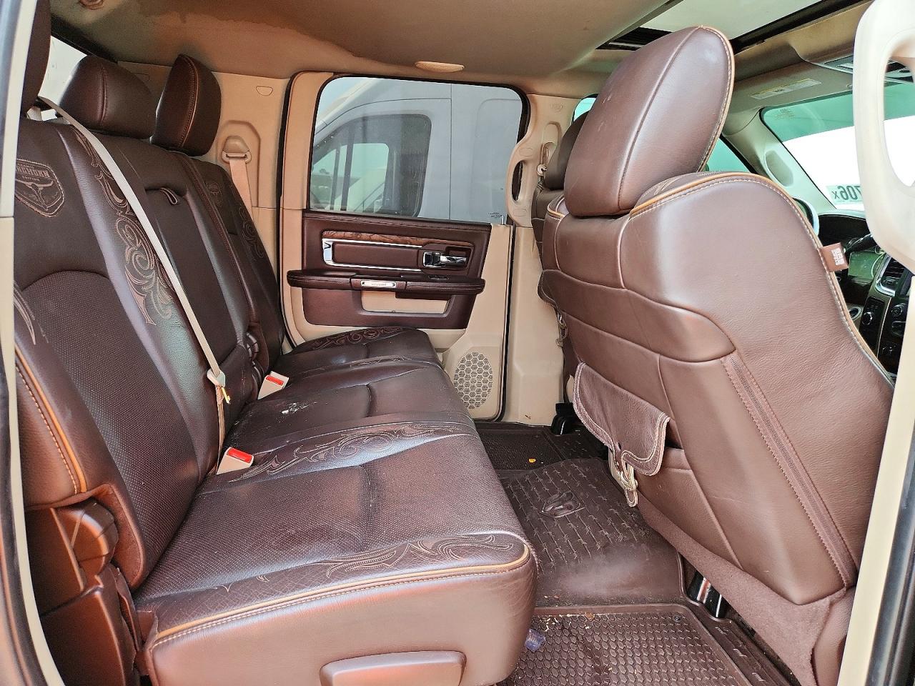 2015 Ram 3500 Longhorn Black vin: 3C63RRNL7FG565237