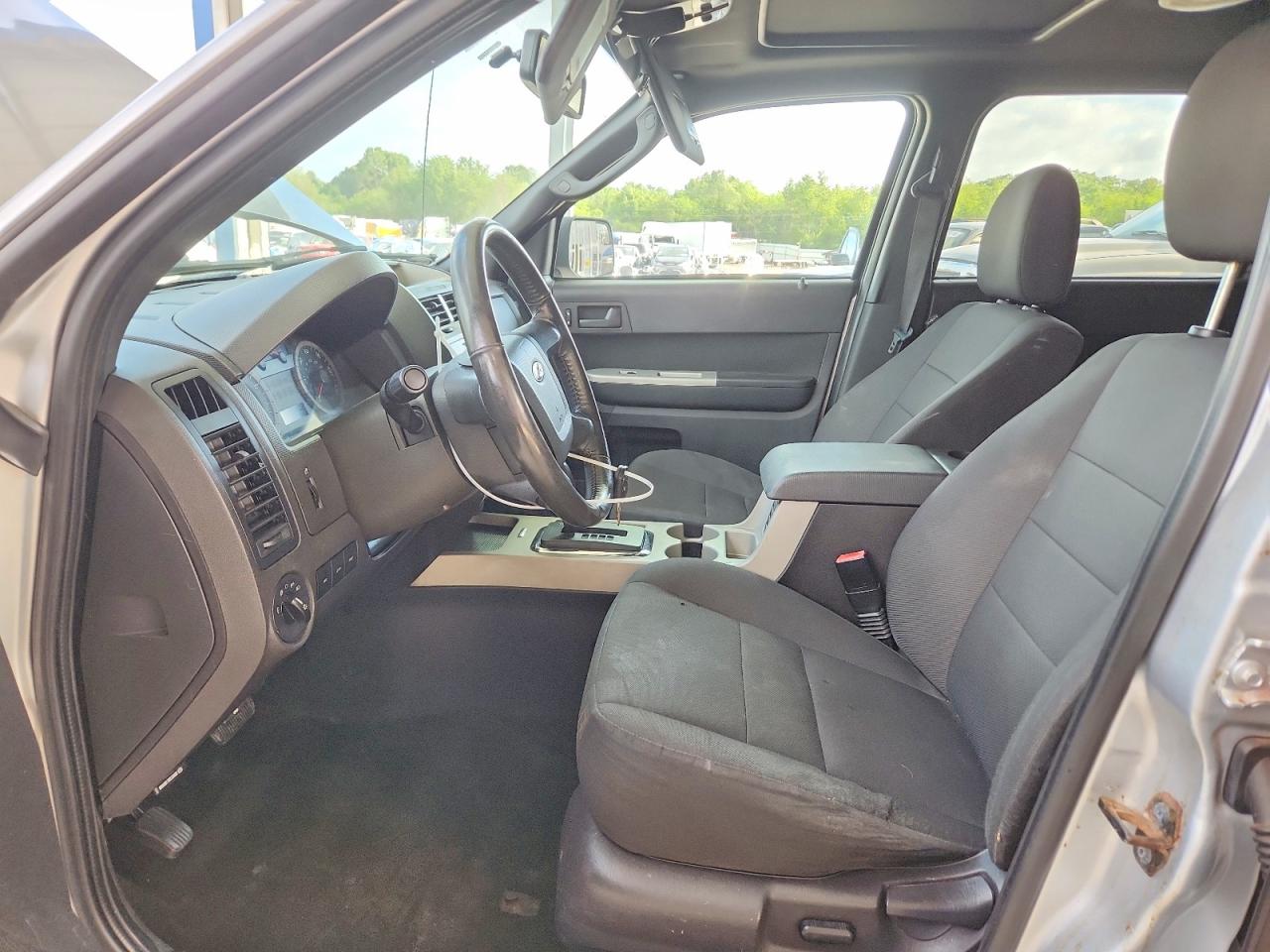 2010 Ford Escape Xlt Silver vin: 1FMCU0D79AKB42731