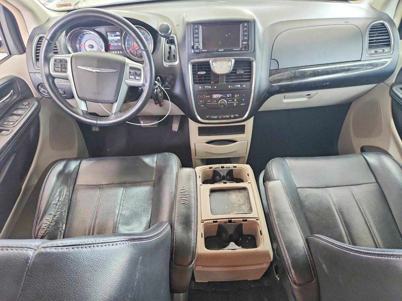 2012 Chrysler Town & Country Touring Бежевый vin: 2C4RC1BG2CR313575