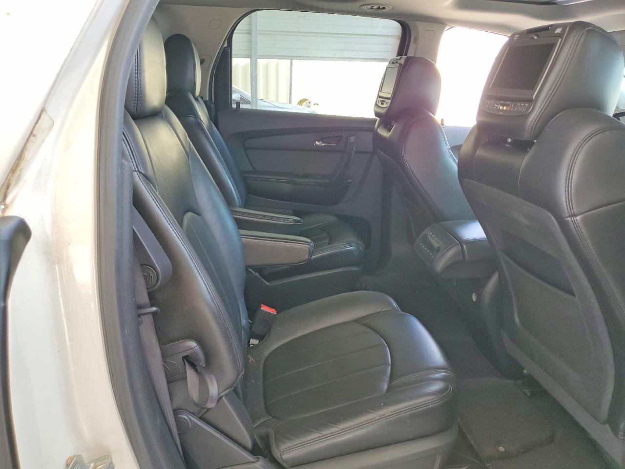 2011 Gmc Acadia Denali White vin: 1GKKVTED3BJ393369