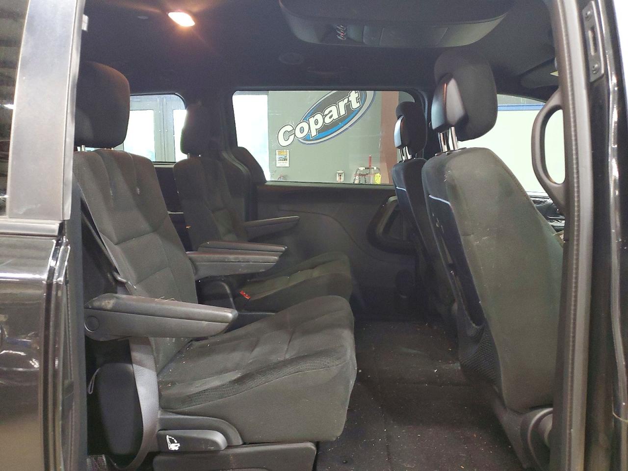 2015 Dodge Grand Caravan Se Черный vin: 2C4RDGBGXFR653285