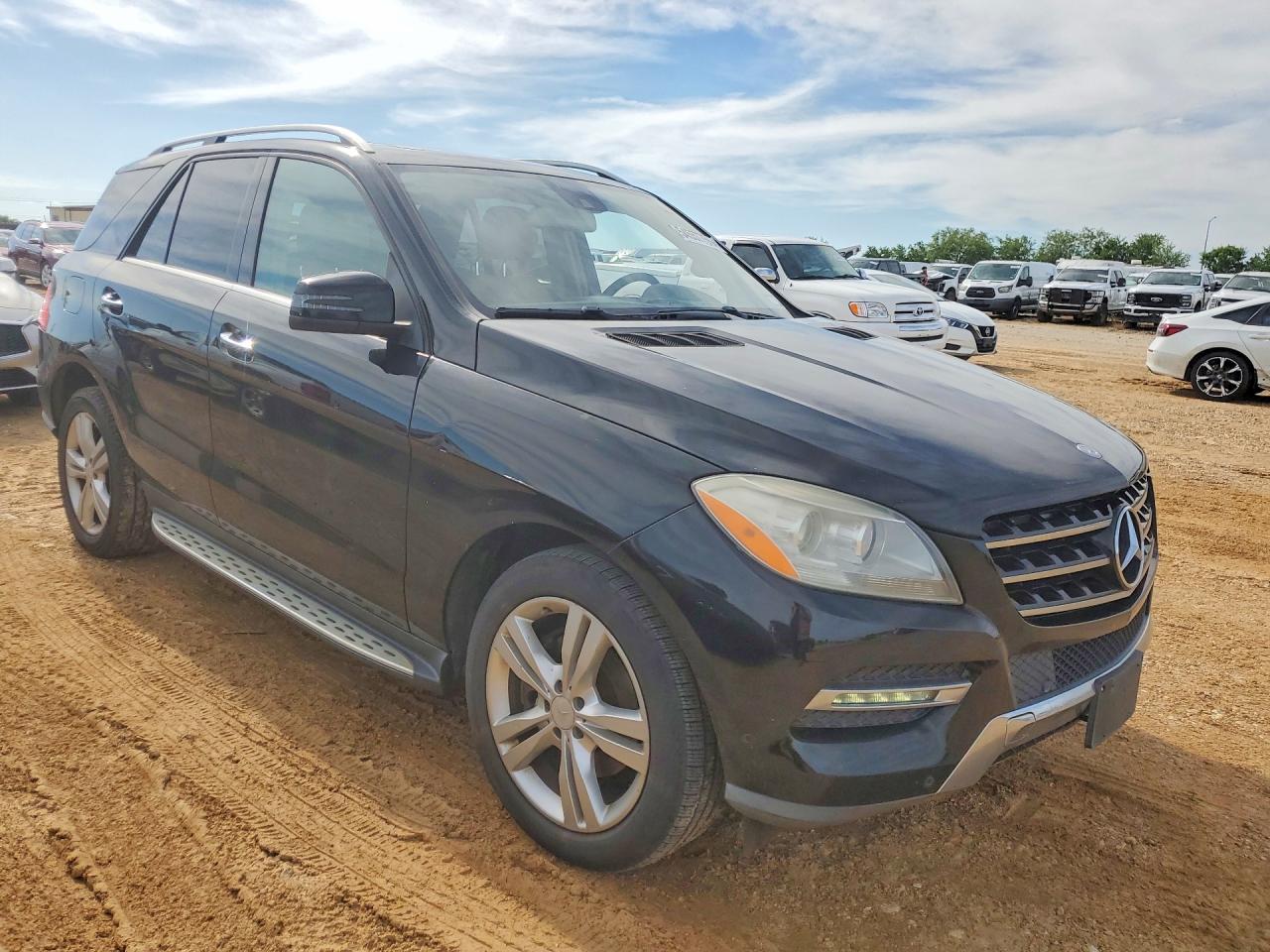 2013 Mercedes-benz Ml 350 Черный vin: 4JGDA5JB6DA162156